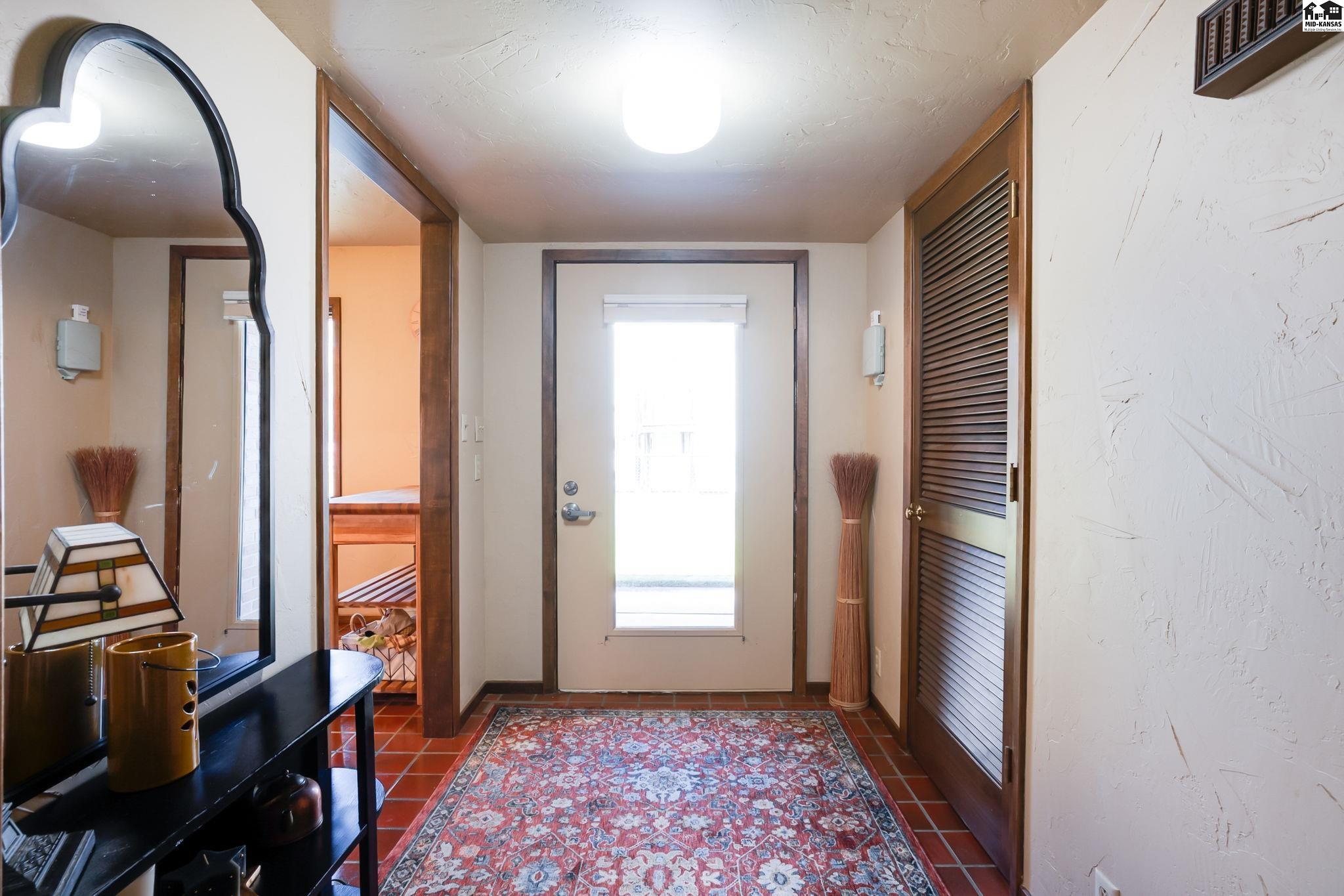 910 N Walnut Street Hutchinson KS 67501