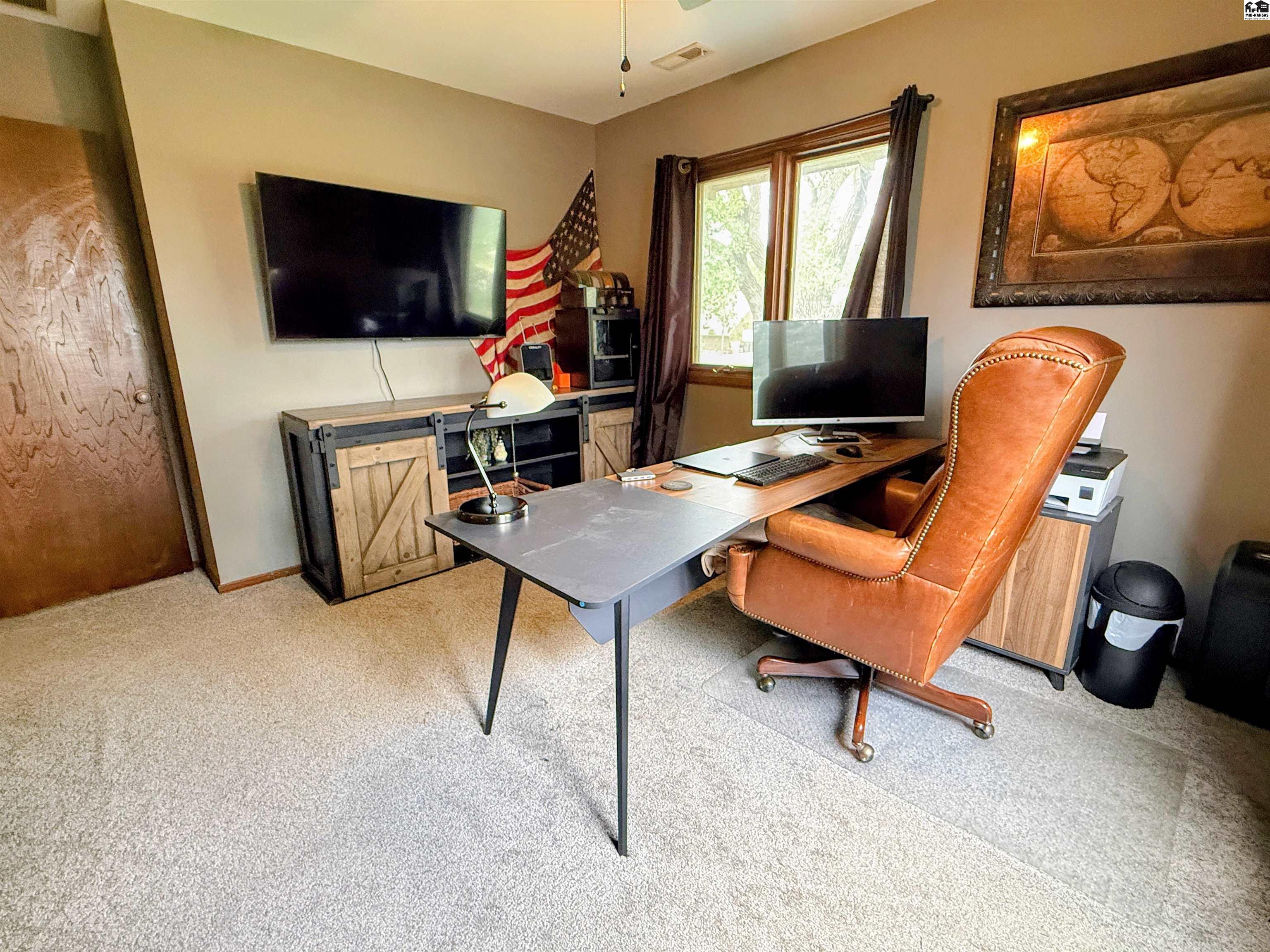 3407 Syler Drive Hutchinson KS 67502