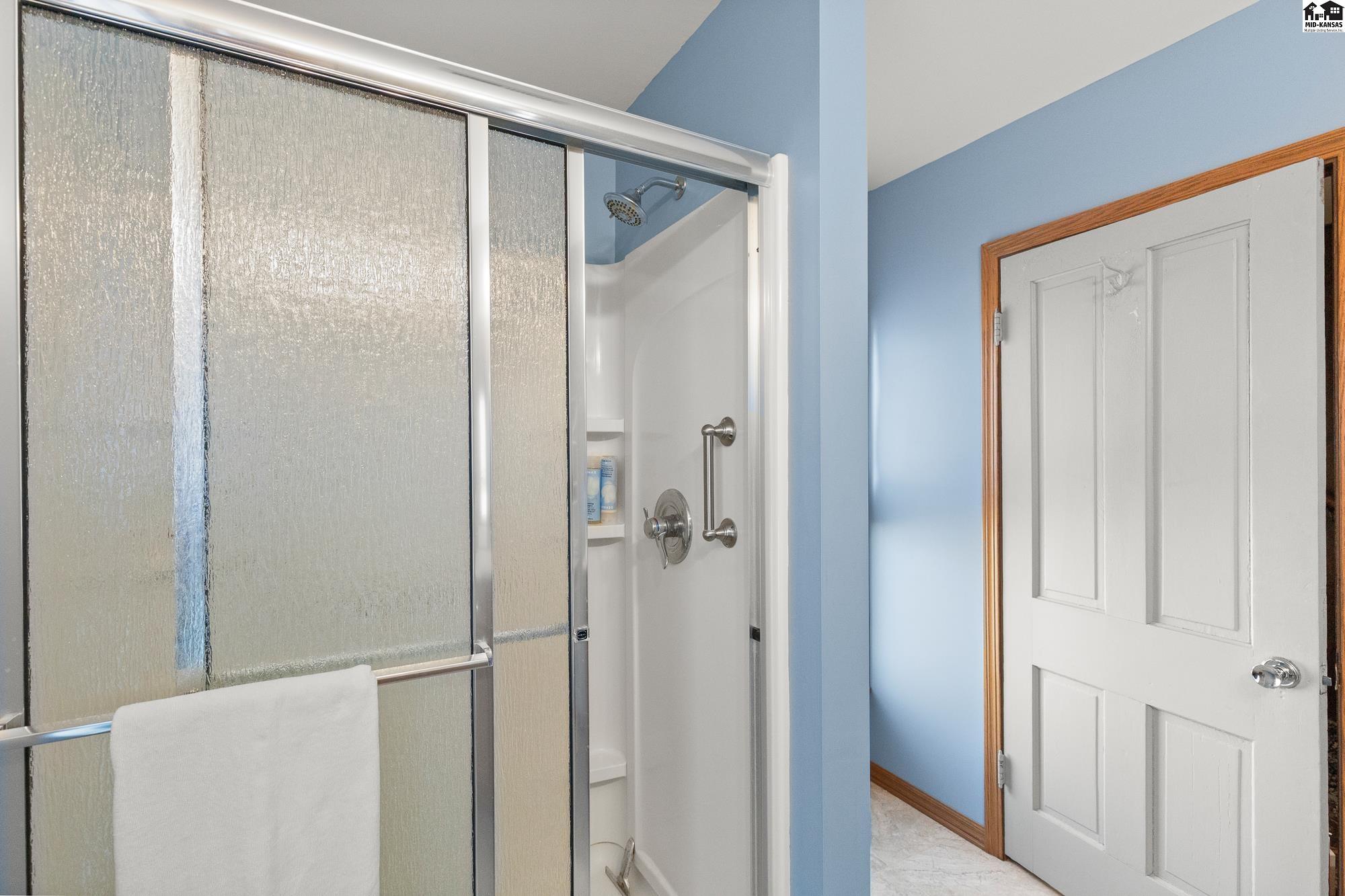 109 E 2nd Street Haven KS 67543