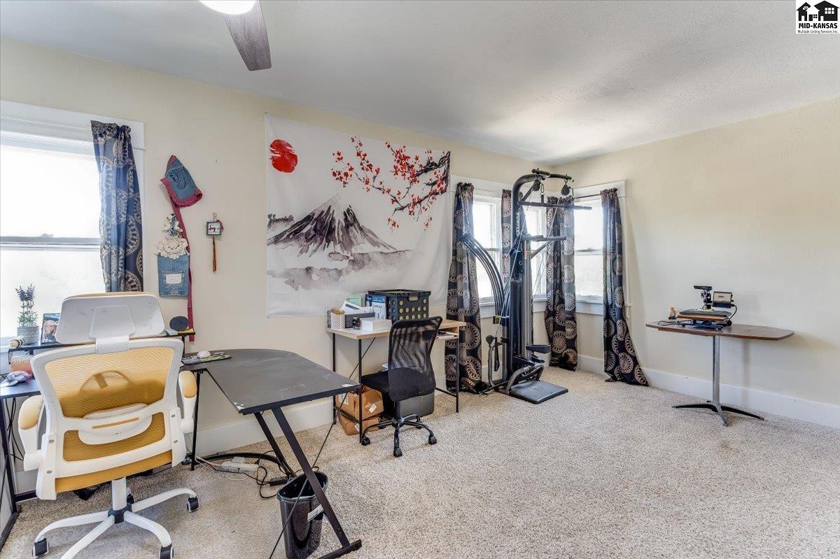 225 W 9th Avenue Hutchinson KS 67501