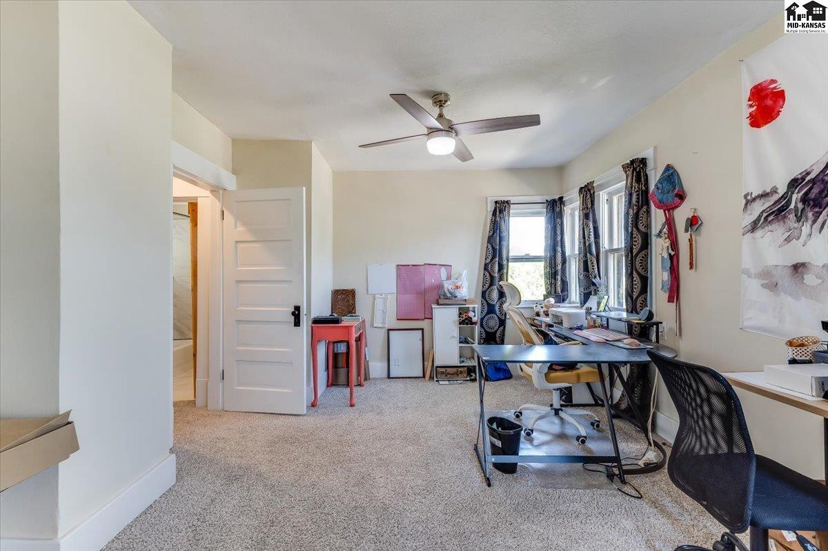 225 W 9th Avenue Hutchinson KS 67501