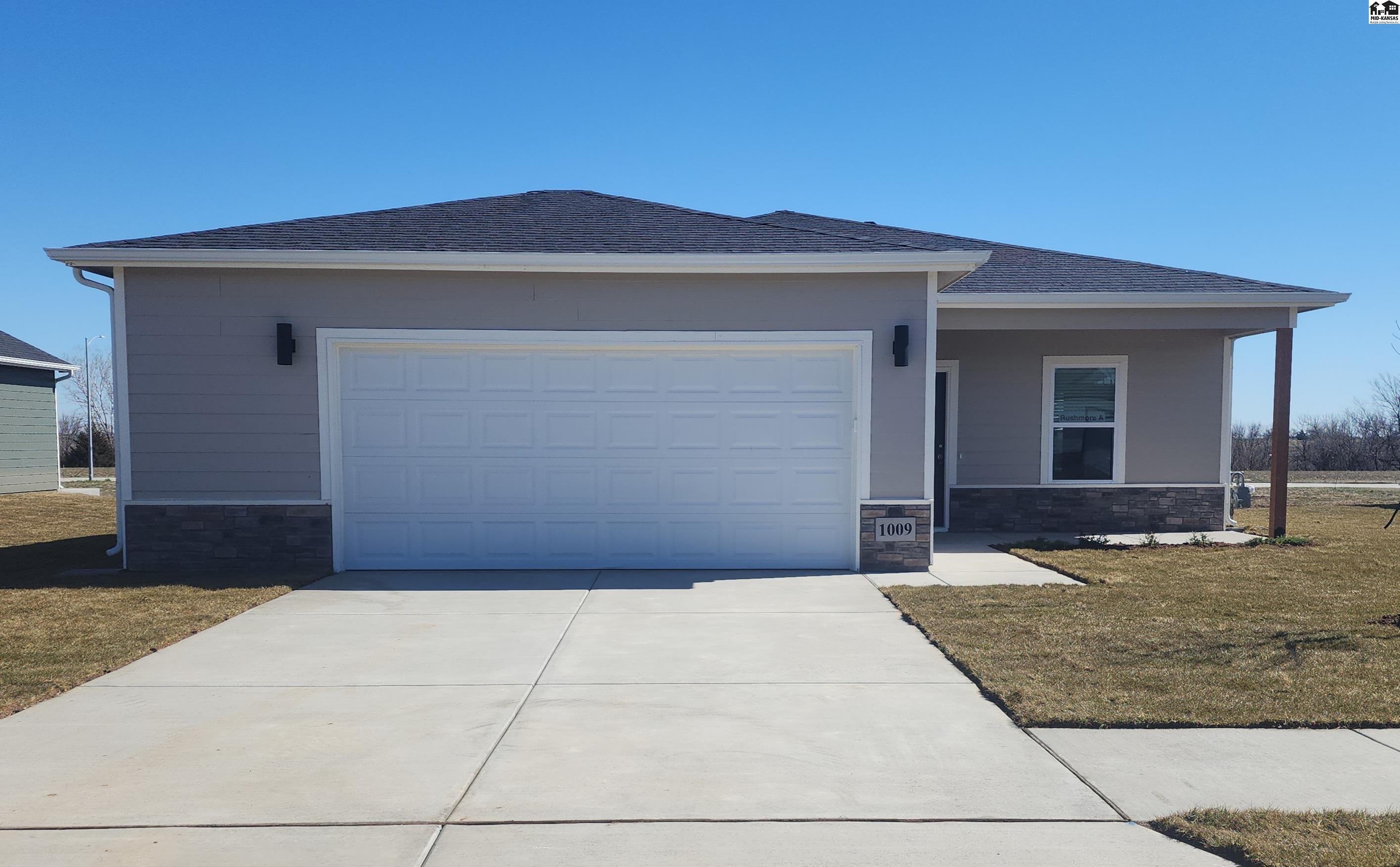 1009 Spring Creek Road Mcpherson KS 67460