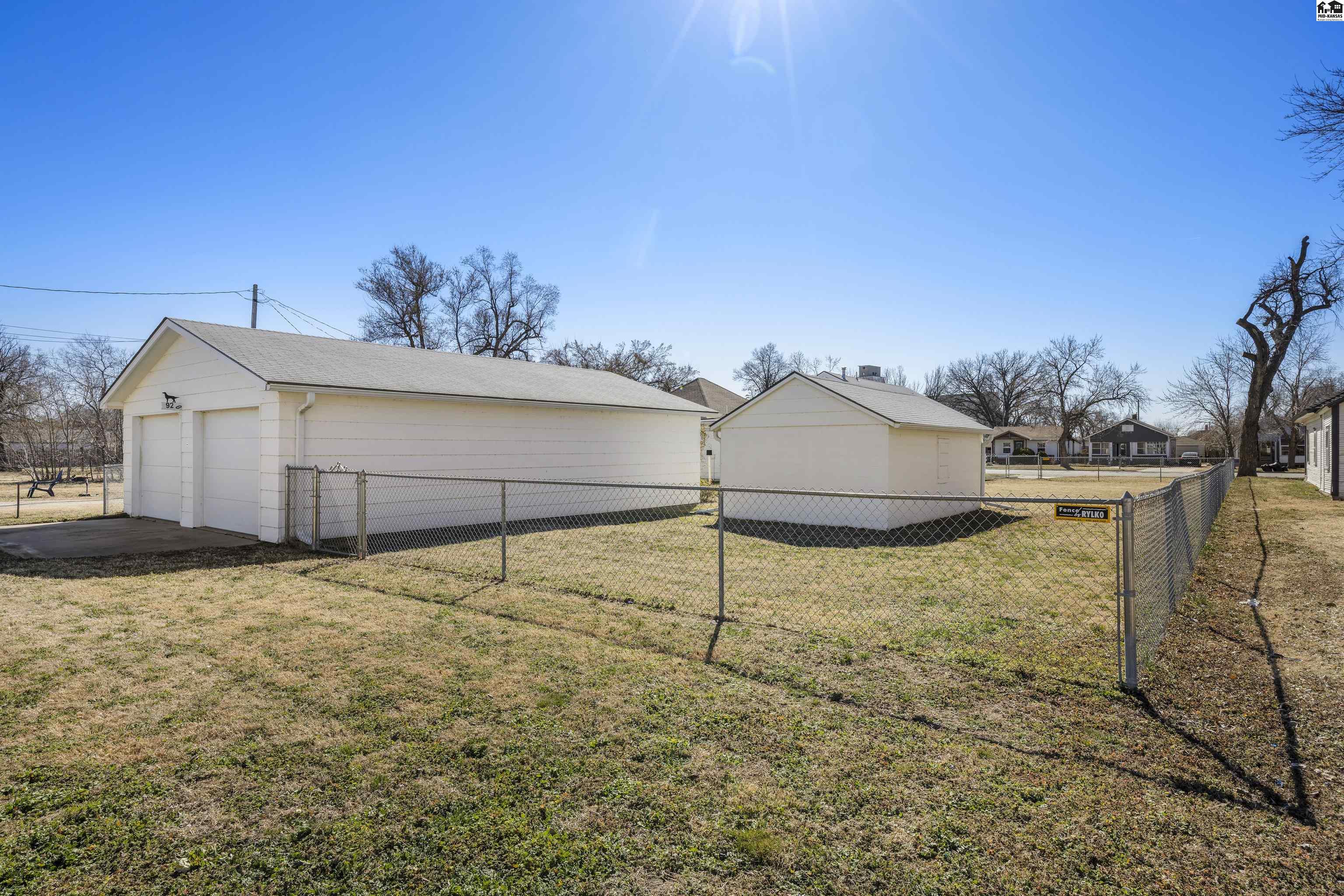 920 E. 3rd Avenue Hutchinson KS 67501