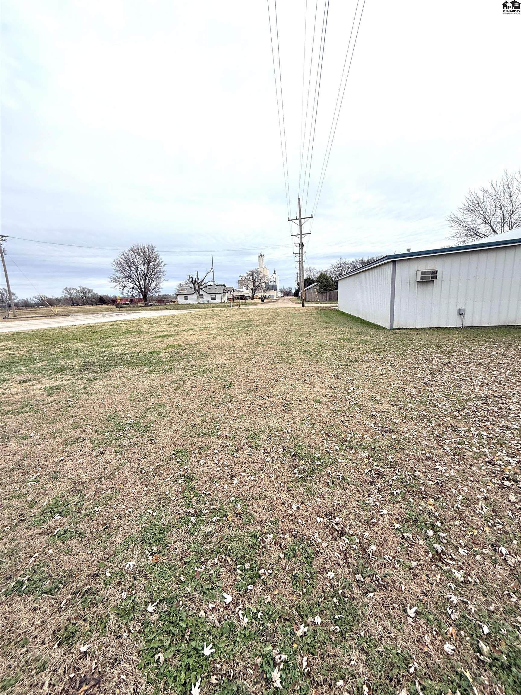 610 Ash Street Harper KS 67058