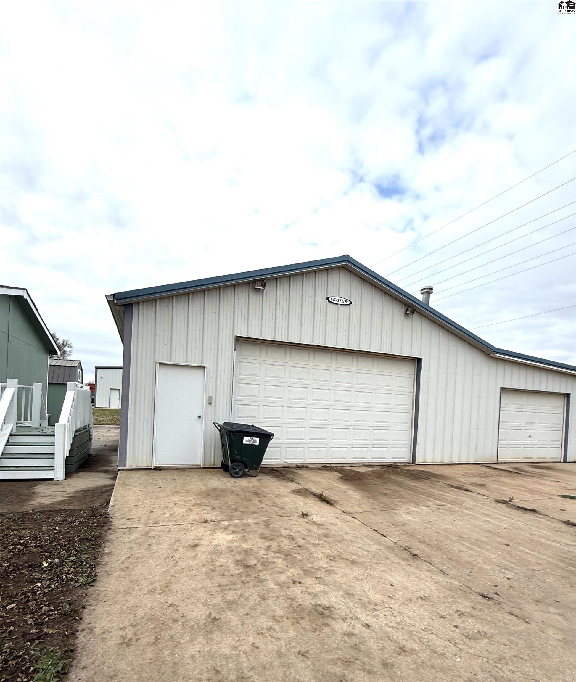 610 Ash Street Harper KS 67058