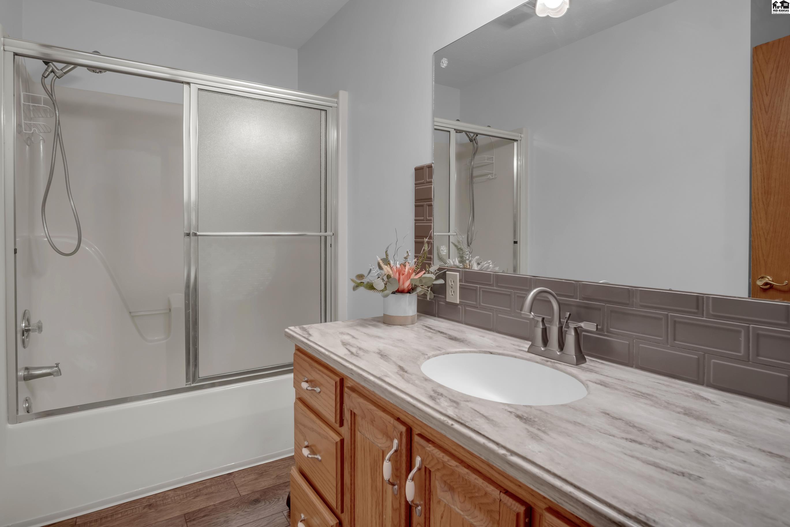 802 Idlewild Drive Hutchinson KS 67502