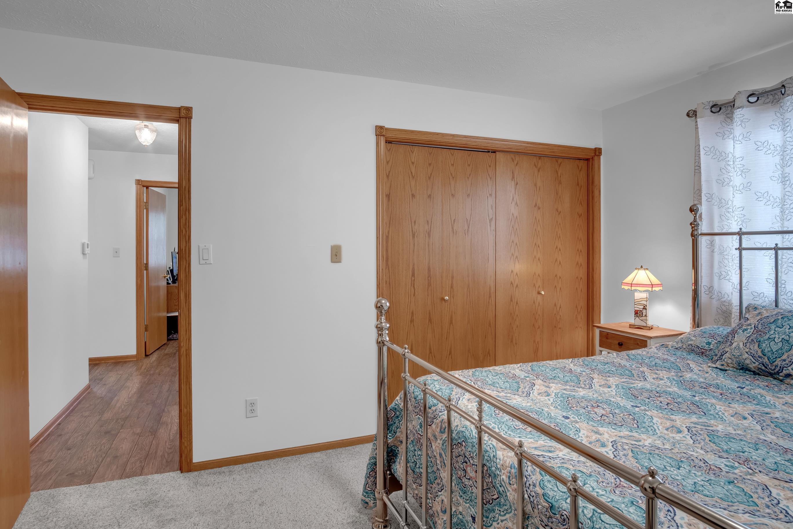 802 Idlewild Drive Hutchinson KS 67502