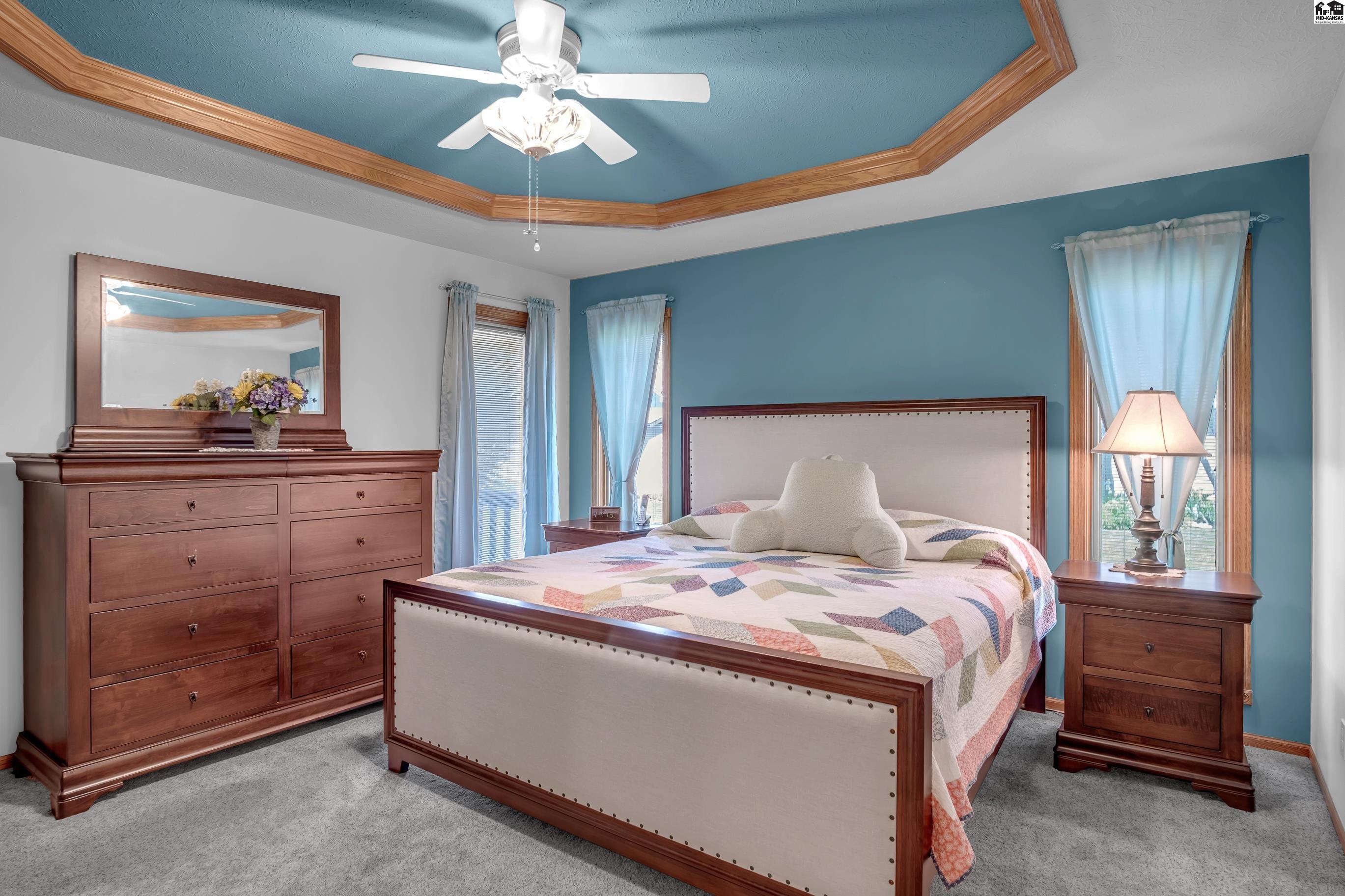 802 Idlewild Drive Hutchinson KS 67502