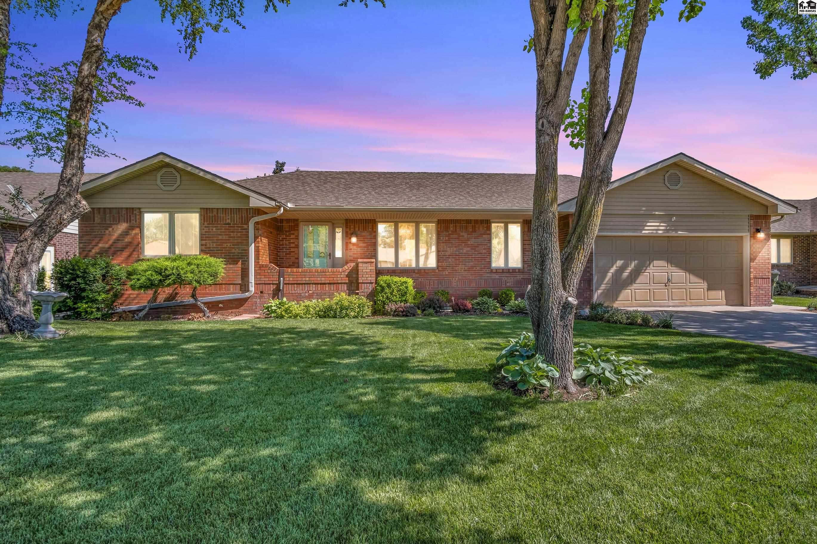 802 Idlewild Drive Hutchinson KS 67502