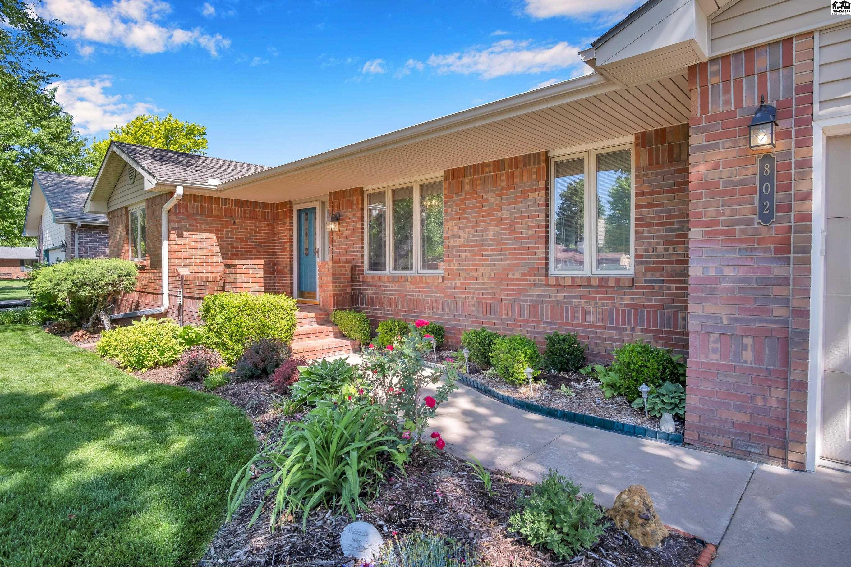 802 Idlewild Drive Hutchinson KS 67502
