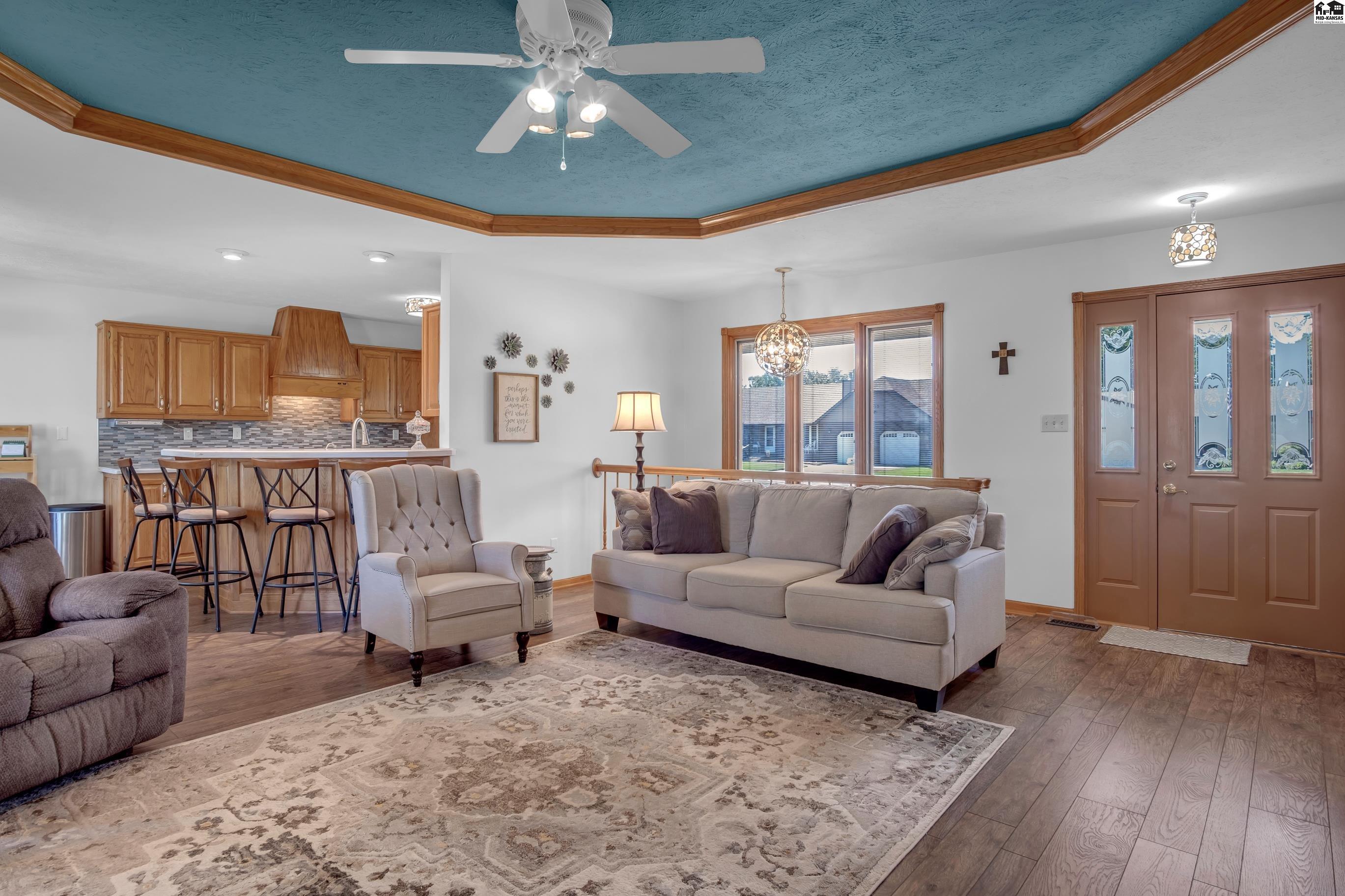 802 Idlewild Drive Hutchinson KS 67502