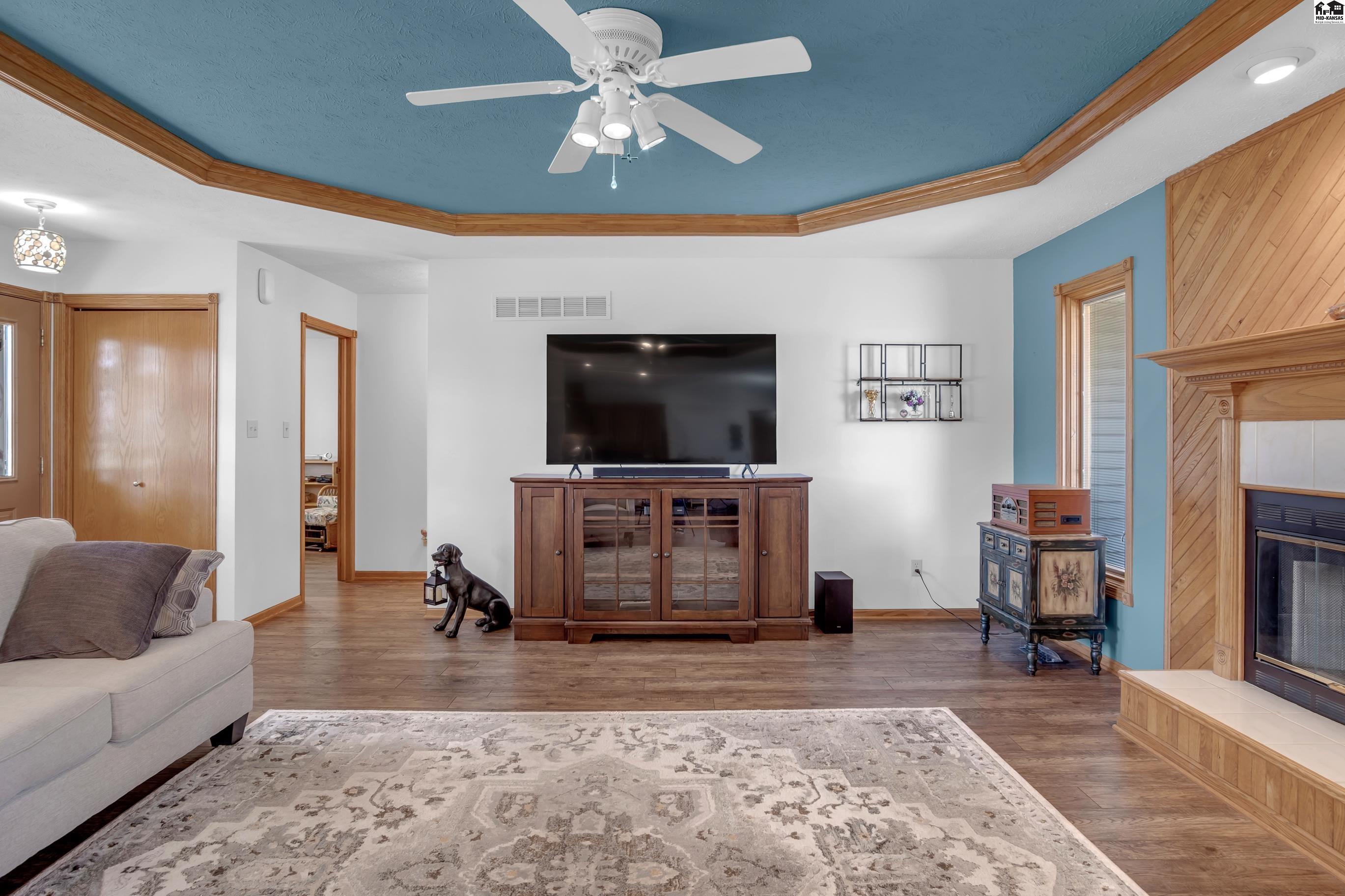 802 Idlewild Drive Hutchinson KS 67502