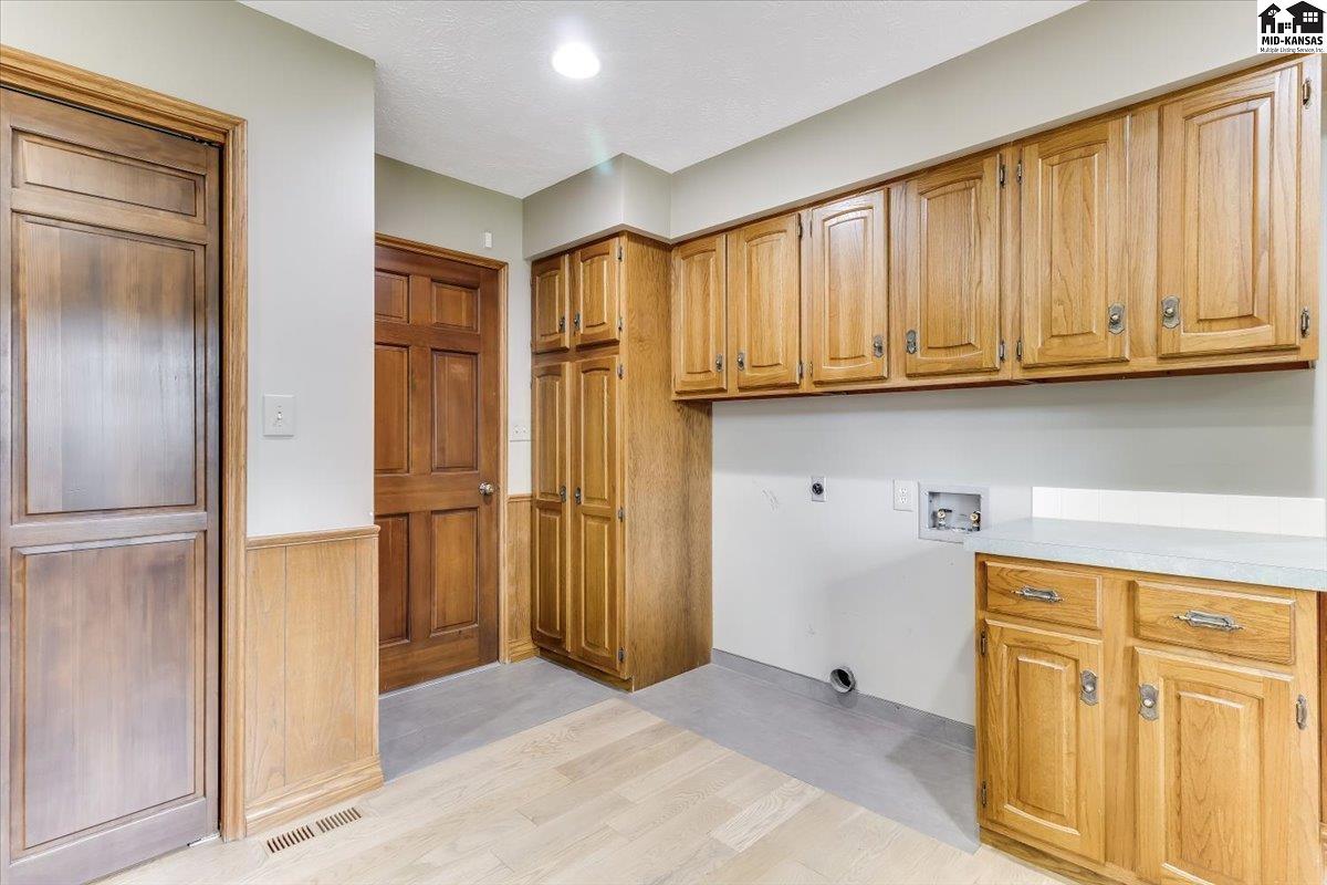 815 Bannock Burn Road Hutchinson KS 67502