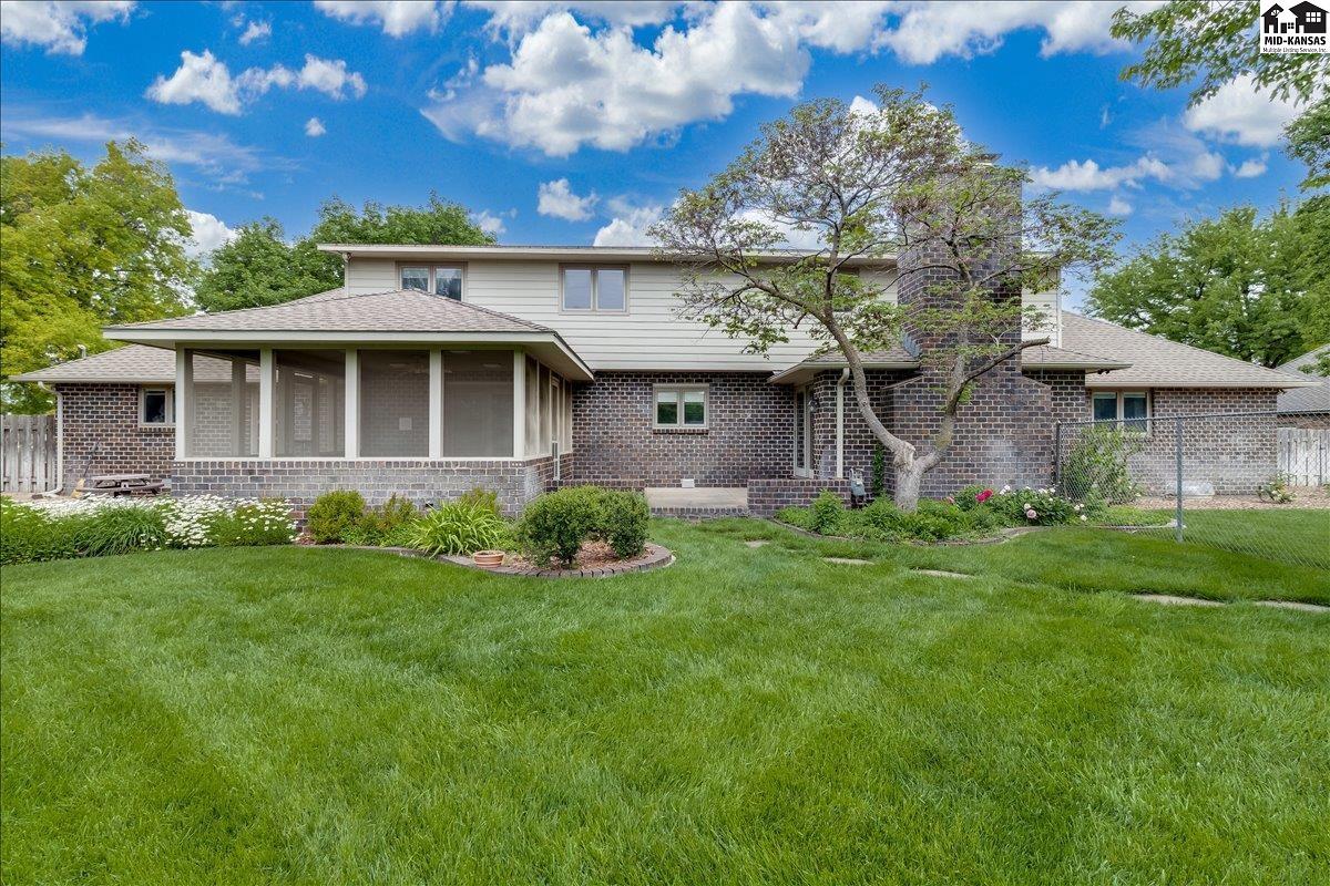 815 Bannock Burn Road Hutchinson KS 67502