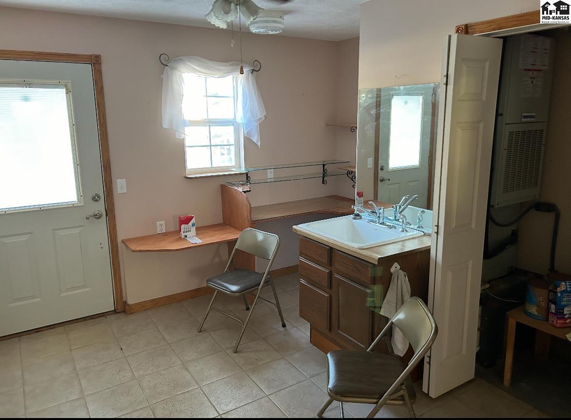 1601 Cochran Street Hutchinson KS 67501