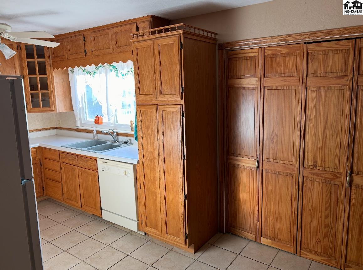 1601 Cochran Street Hutchinson KS 67501