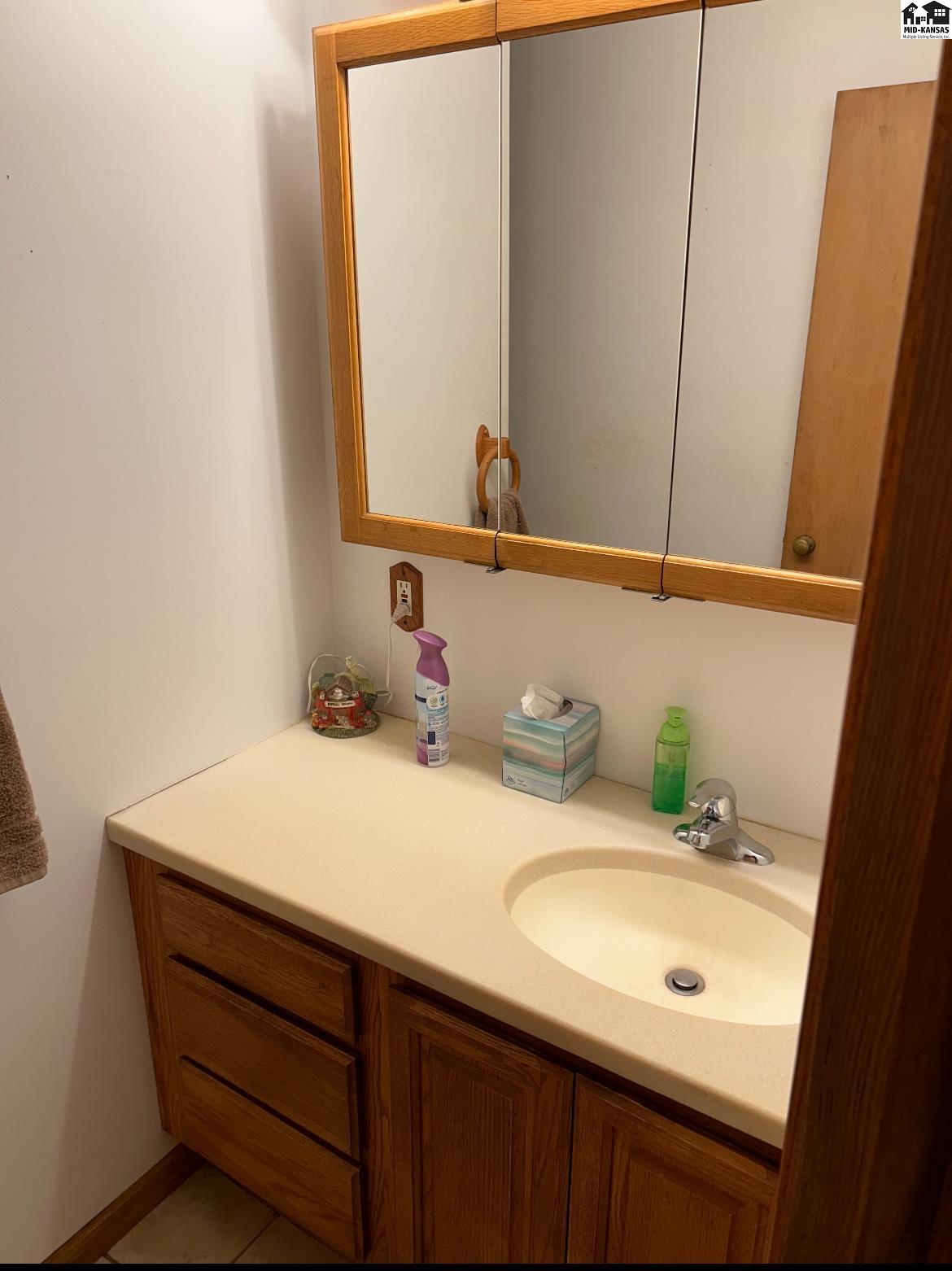 1601 Cochran Street Hutchinson KS 67501