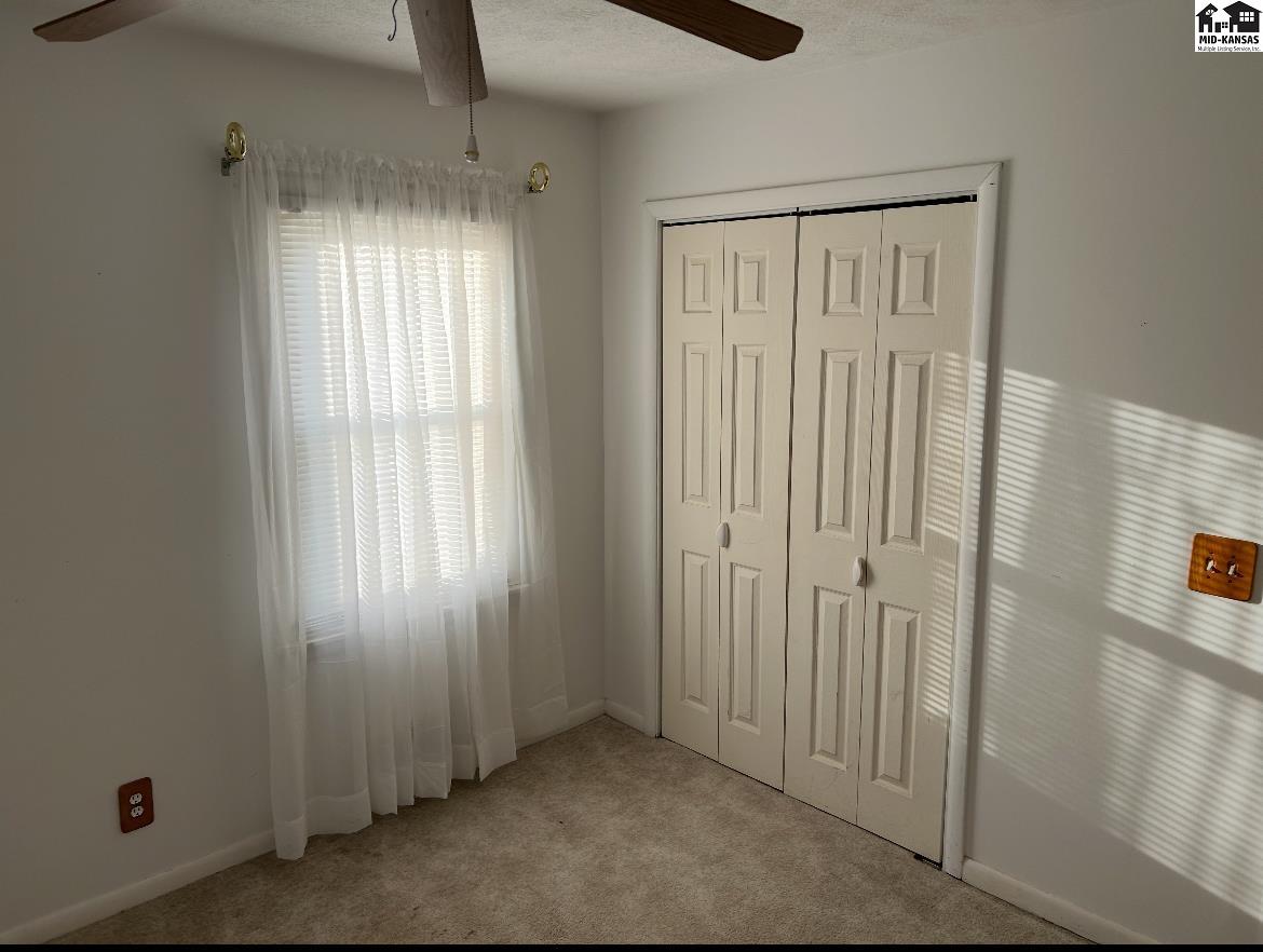 1601 Cochran Street Hutchinson KS 67501