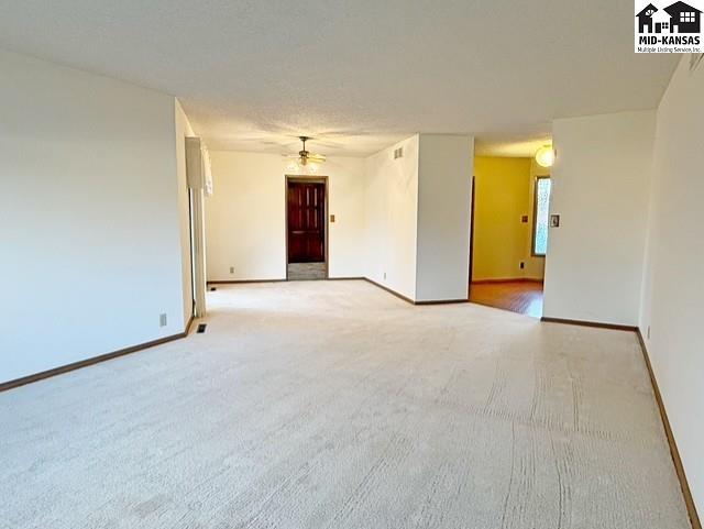 3102 Princeton Drive Hutchinson KS 67502