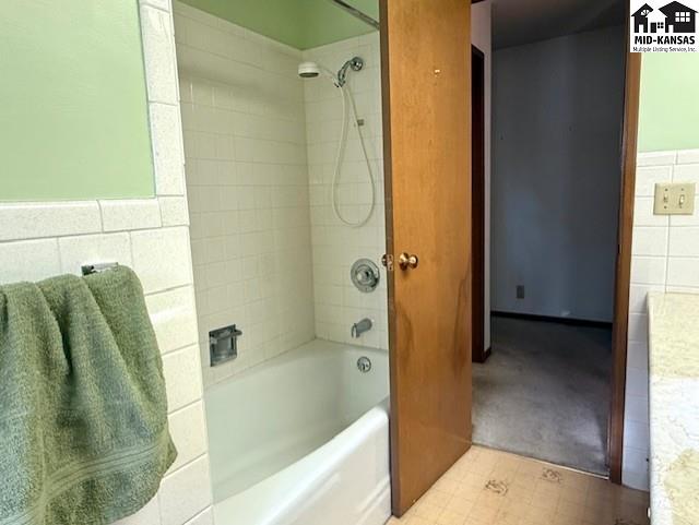 3102 Princeton Drive Hutchinson KS 67502