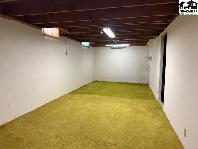 3102 Princeton Drive Hutchinson KS 67502