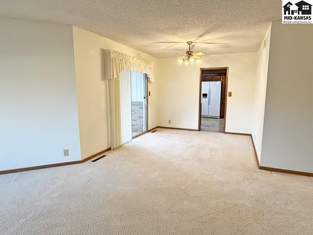 3102 Princeton Drive Hutchinson KS 67502