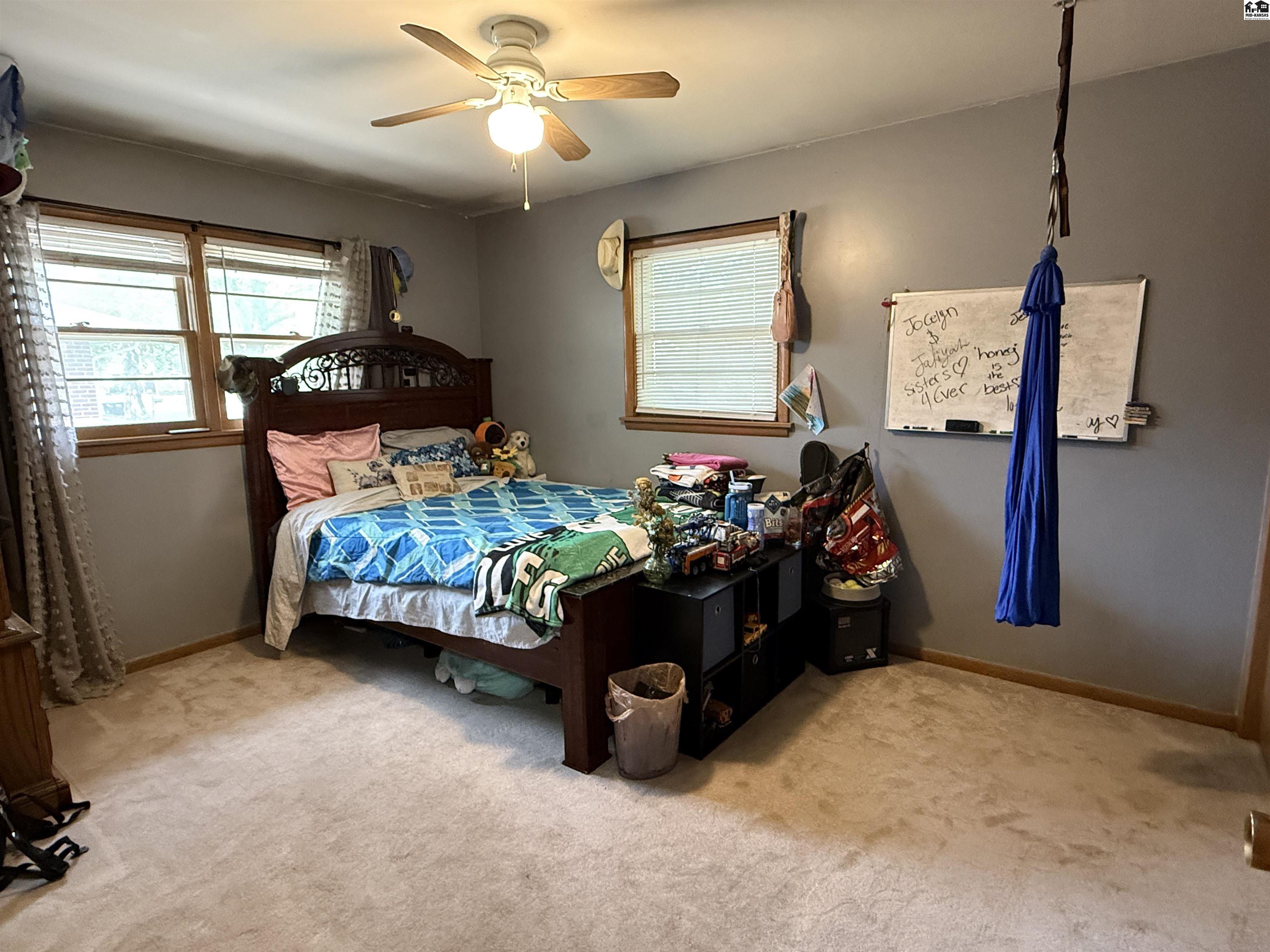 1107 E 20th Avenue Hutchinson KS 67502