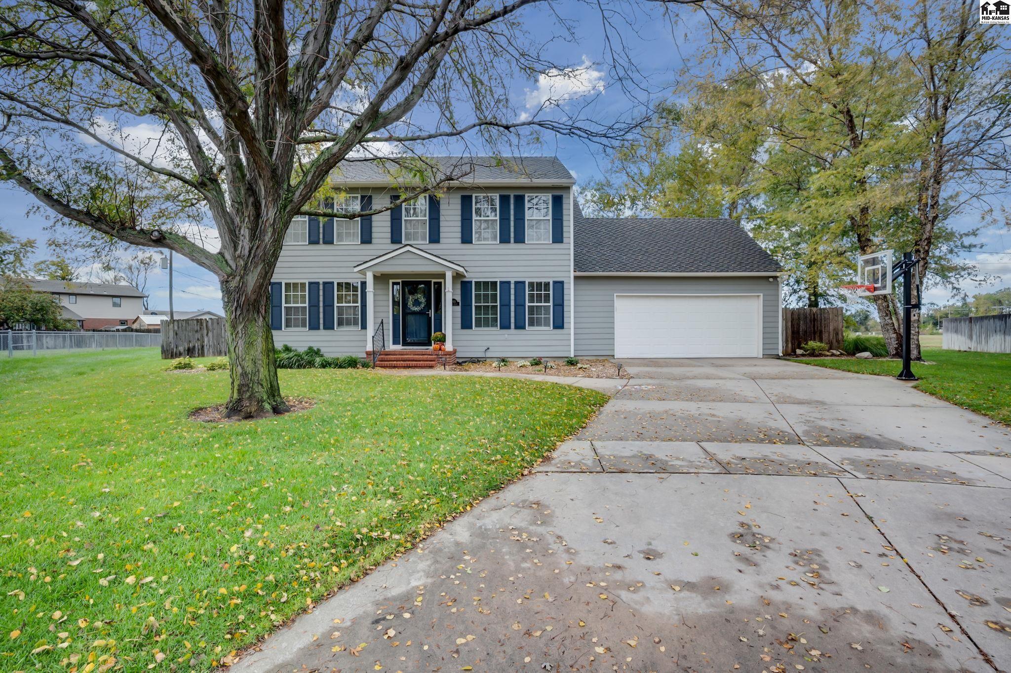 1005 Dundee Court Hutchinson KS 67502