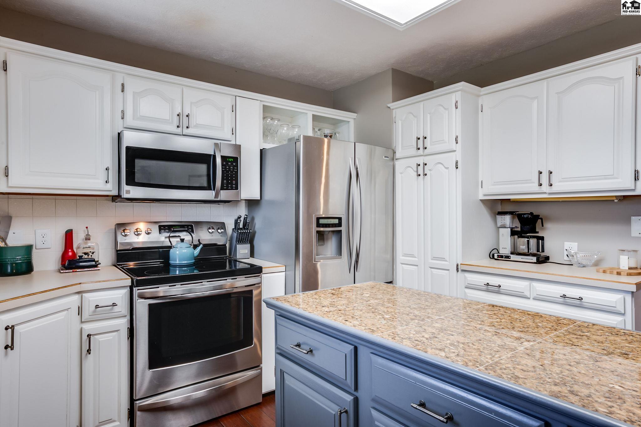 1005 Dundee Court Hutchinson KS 67502