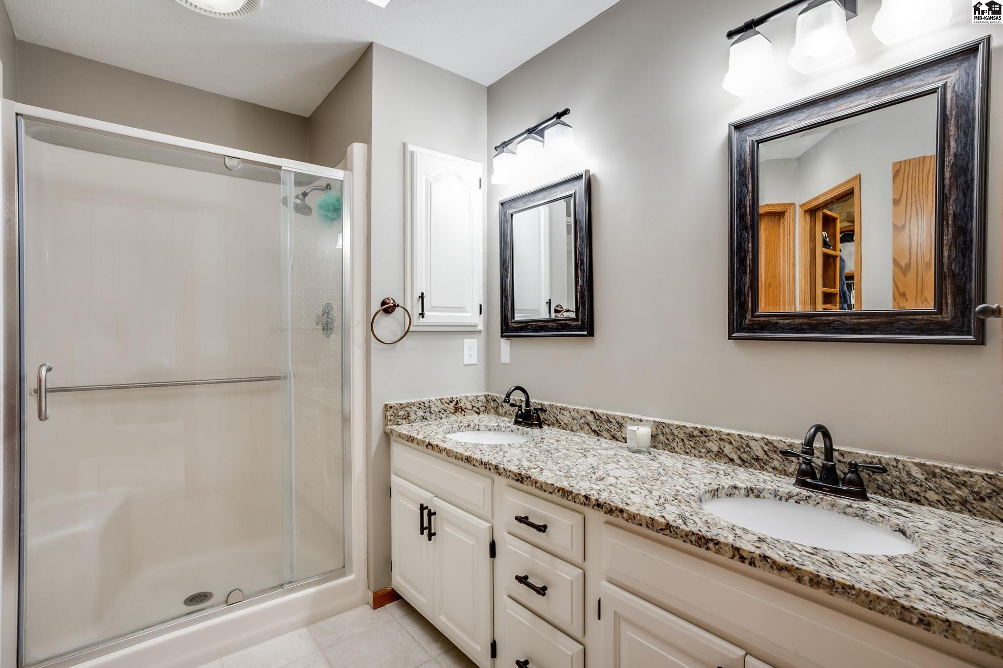 1005 Dundee Court Hutchinson KS 67502