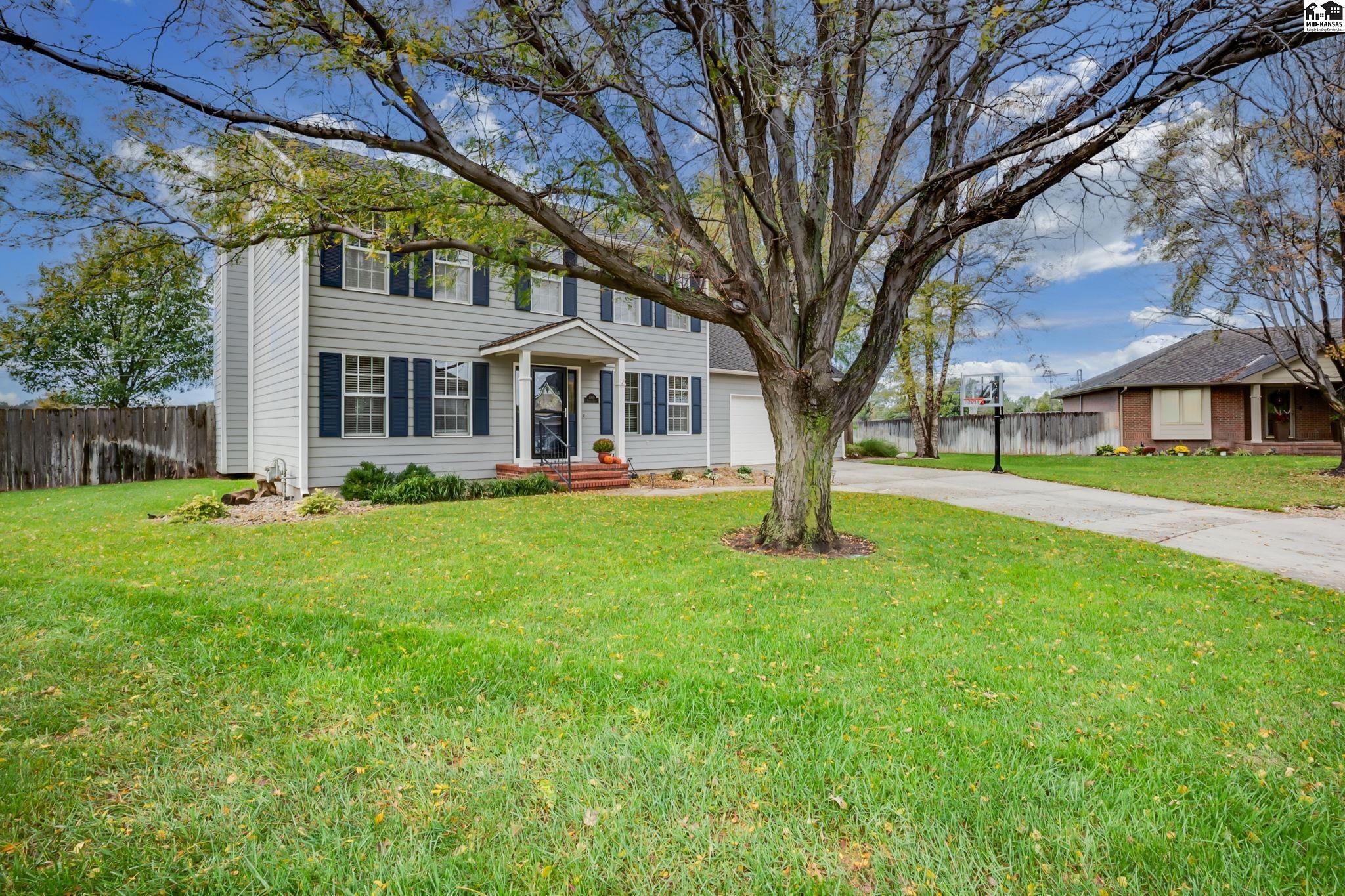 1005 Dundee Court Hutchinson KS 67502