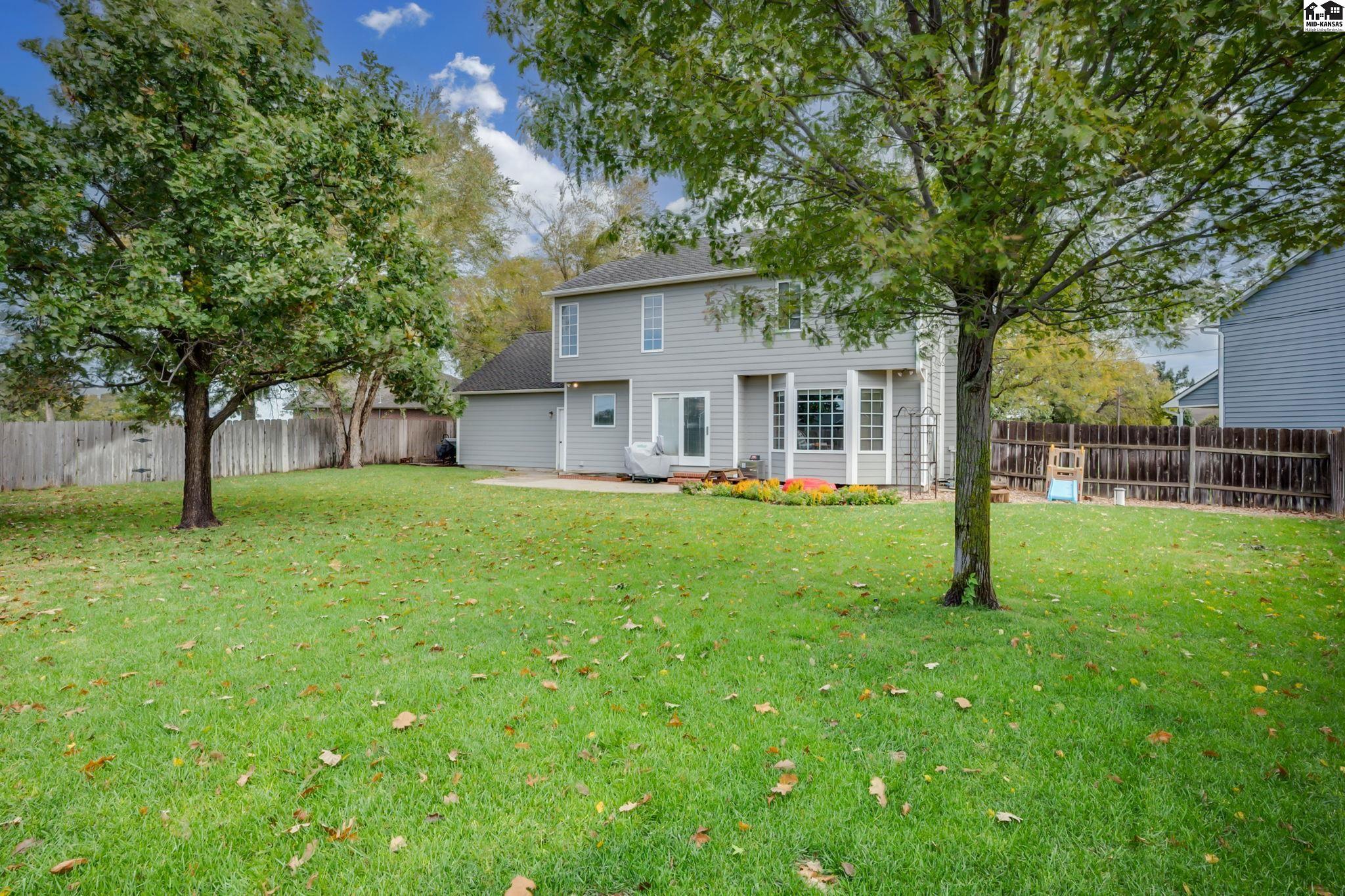 1005 Dundee Court Hutchinson KS 67502