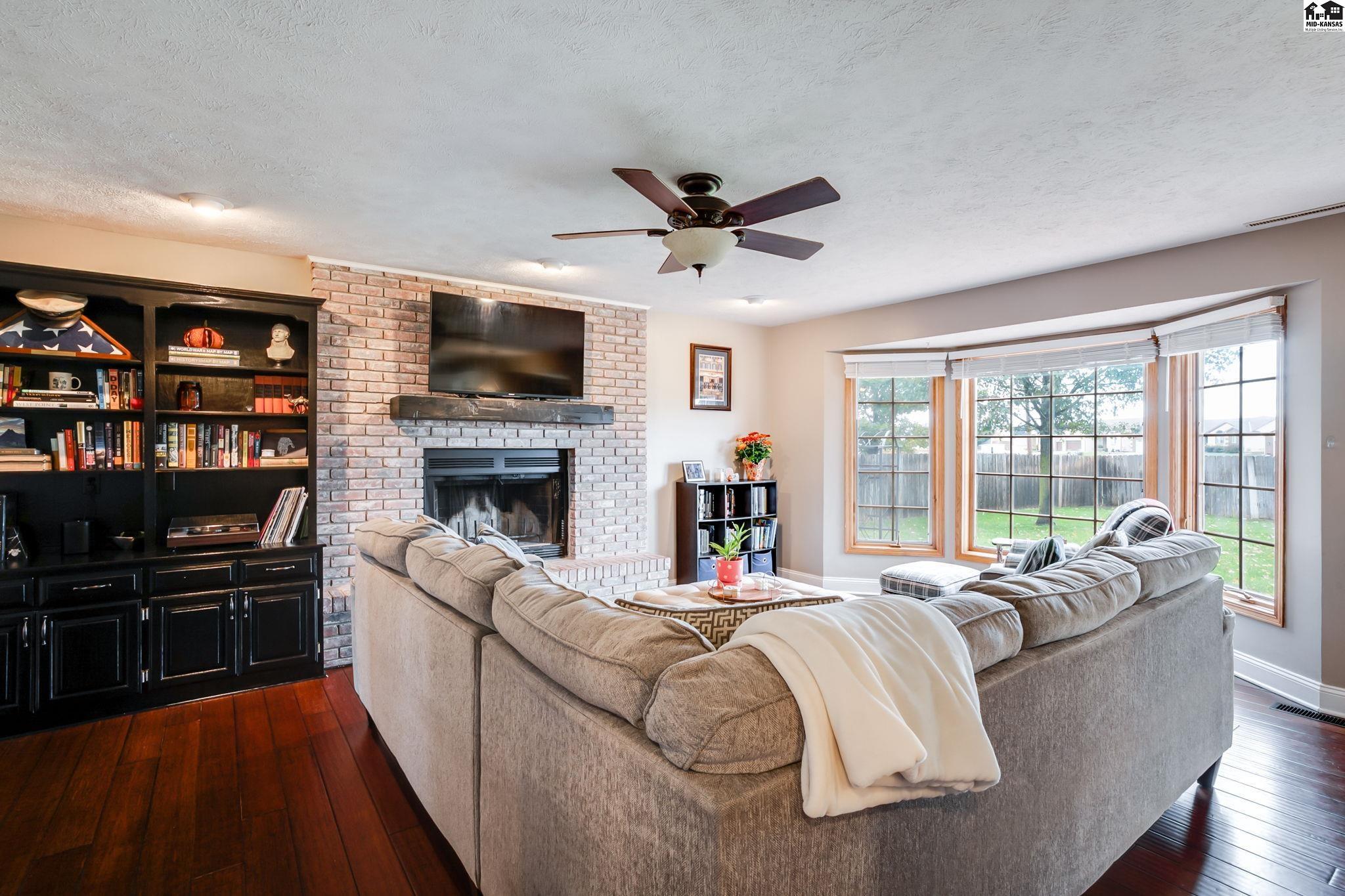 1005 Dundee Court Hutchinson KS 67502