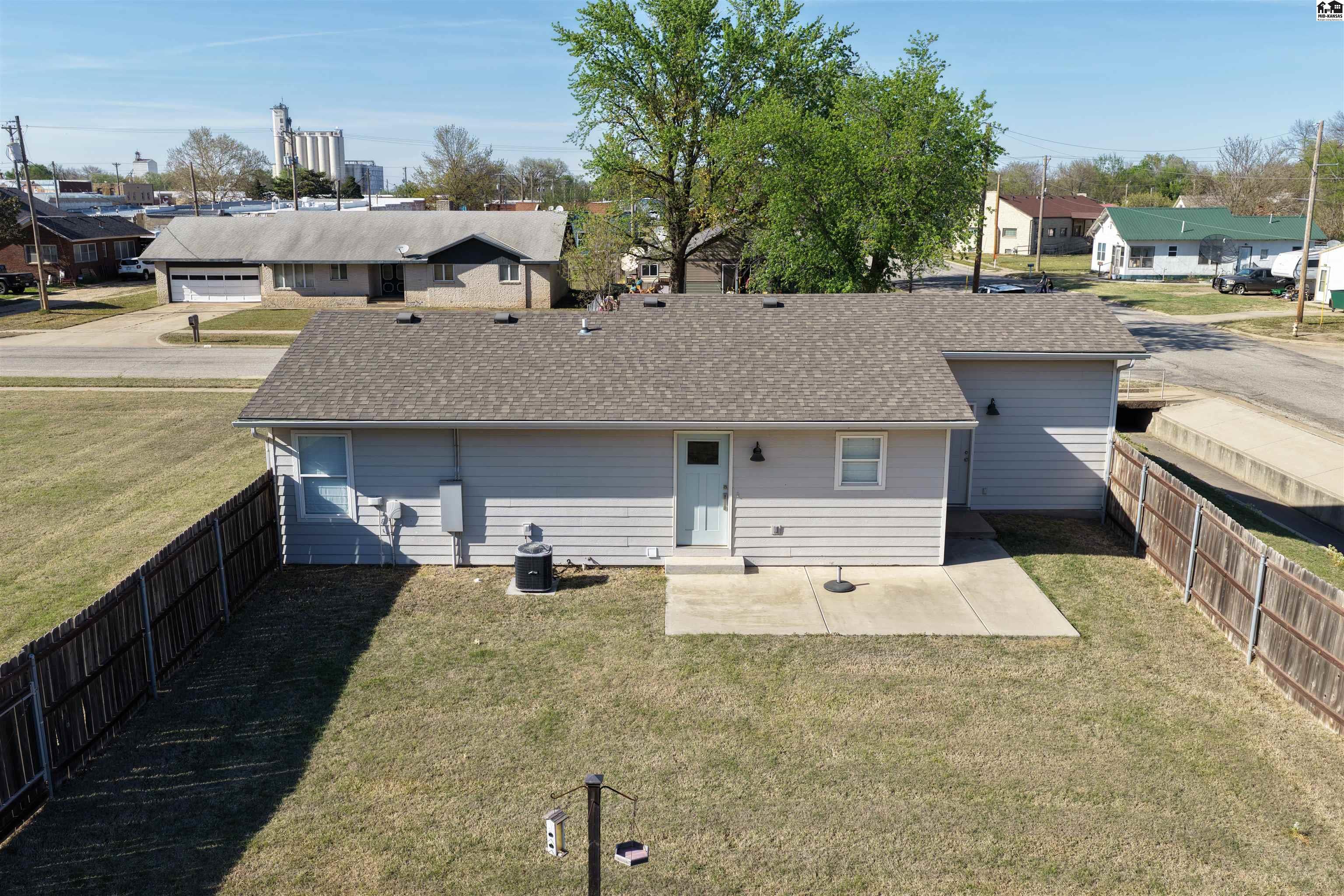 121 E 11th Street Harper KS 67058