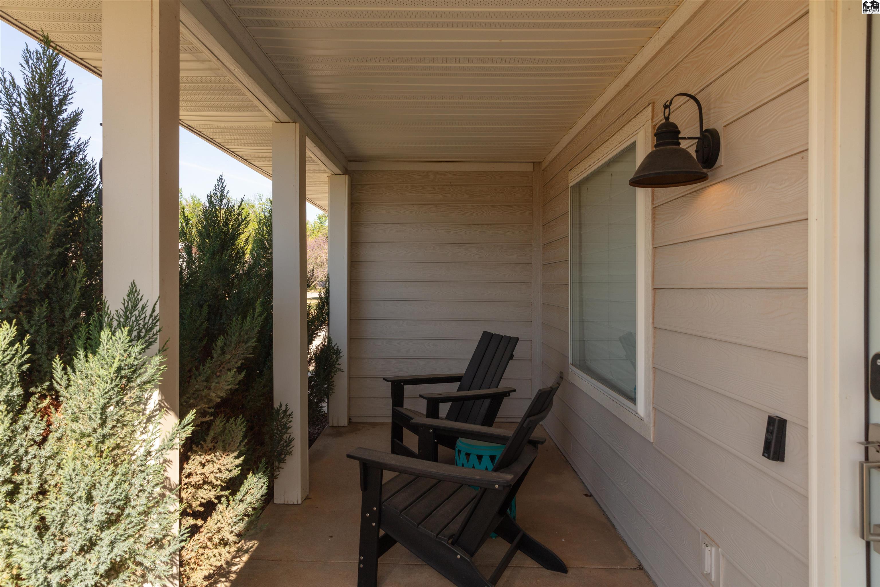 121 E 11th Street Harper KS 67058
