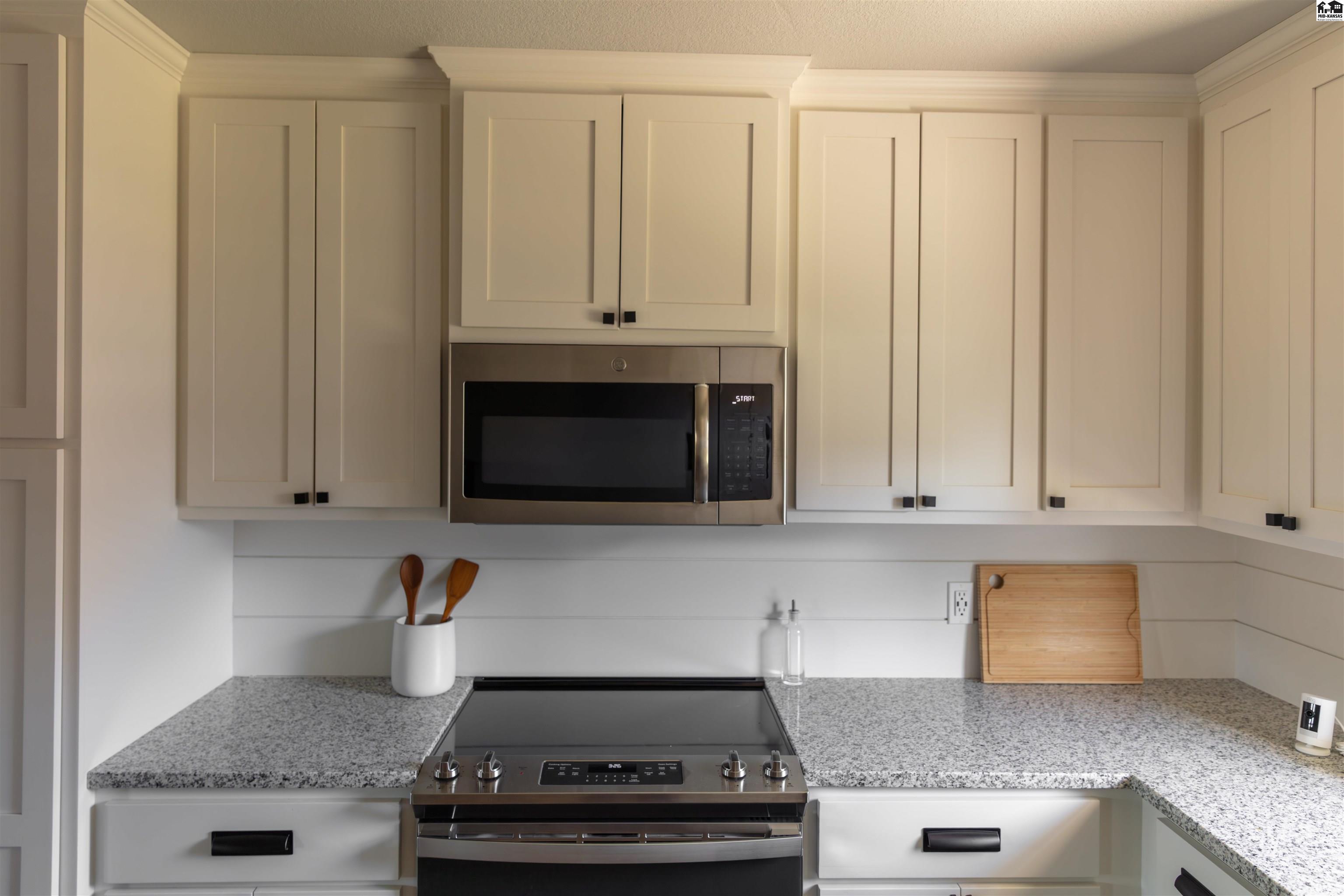121 E 11th Street Harper KS 67058