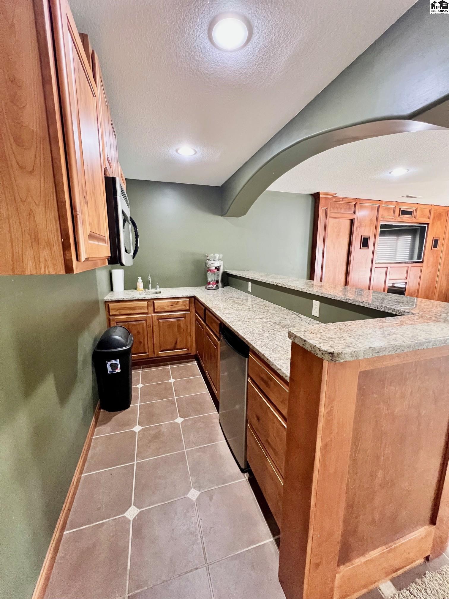 710 E Rolling Dunes Road Hutchinson KS 67502