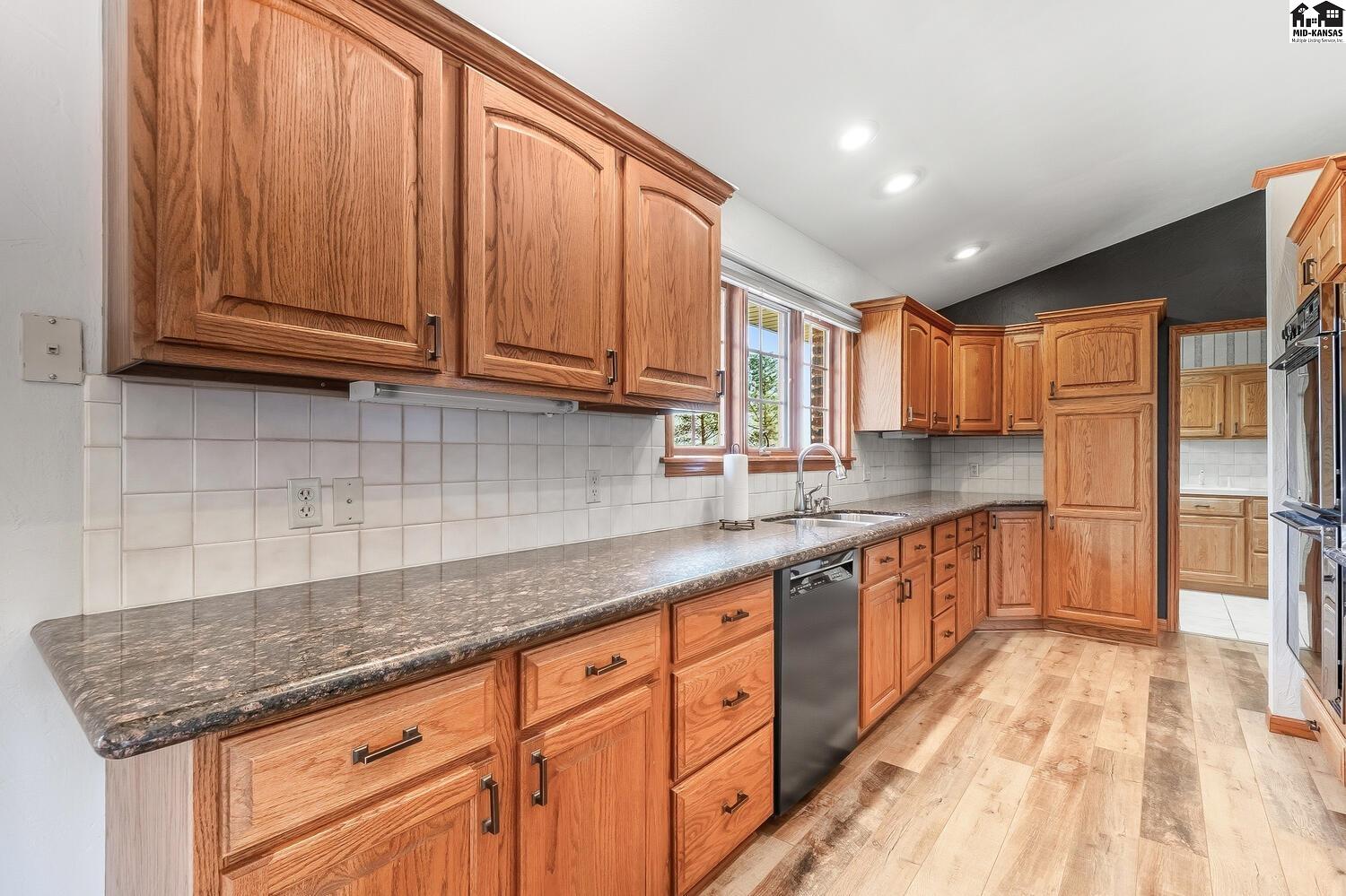 5804 W 50th Avenue Hutchinson KS 67502