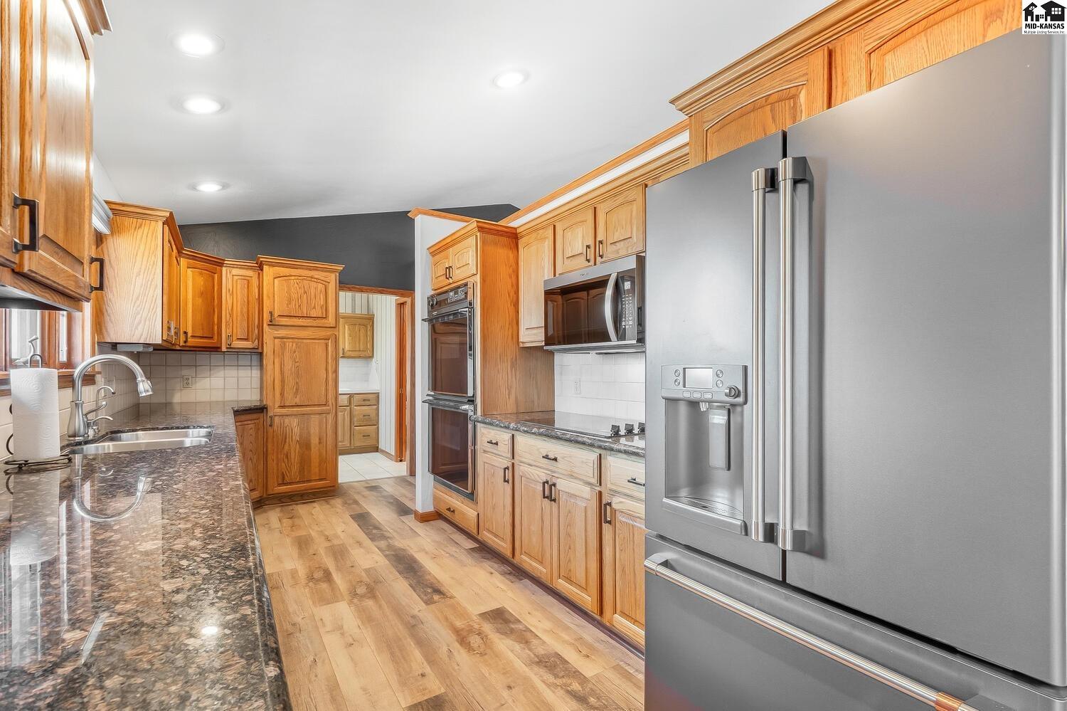 5804 W 50th Avenue Hutchinson KS 67502