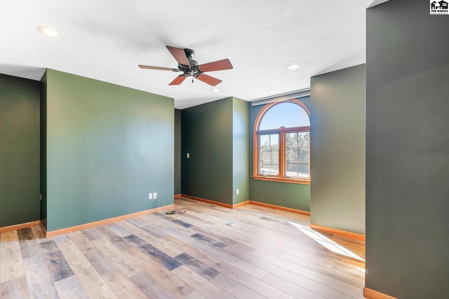 5804 W 50th Avenue Hutchinson KS 67502