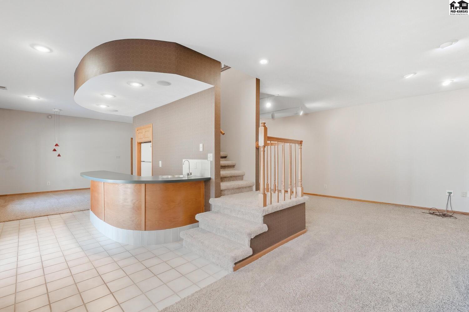 5804 W 50th Avenue Hutchinson KS 67502