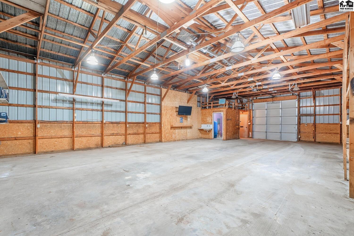 5804 W 50th Avenue Hutchinson KS 67502