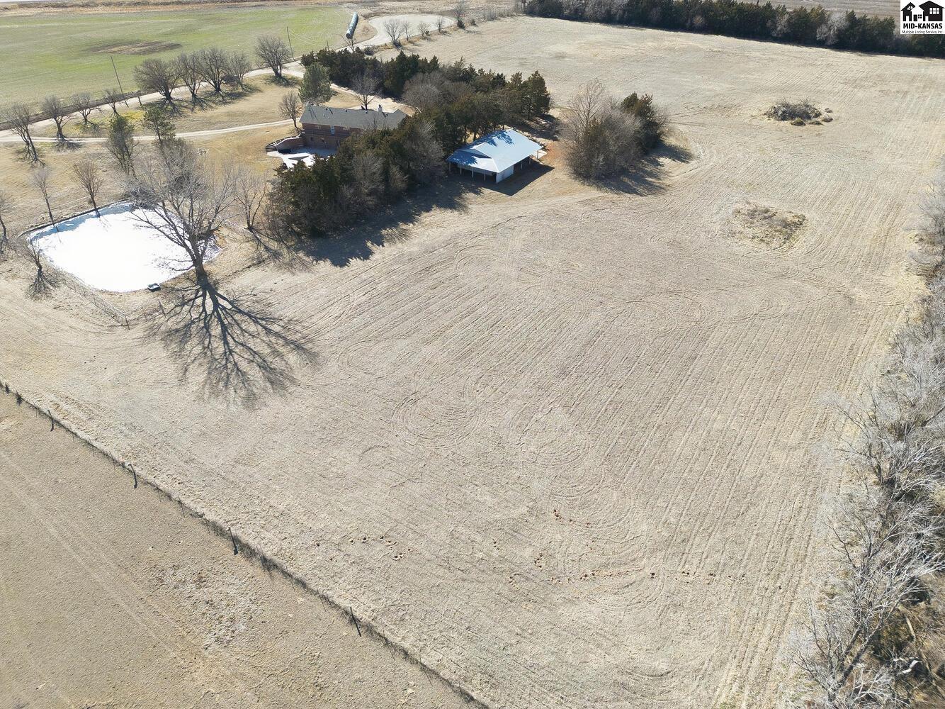 5804 W 50th Avenue Hutchinson KS 67502