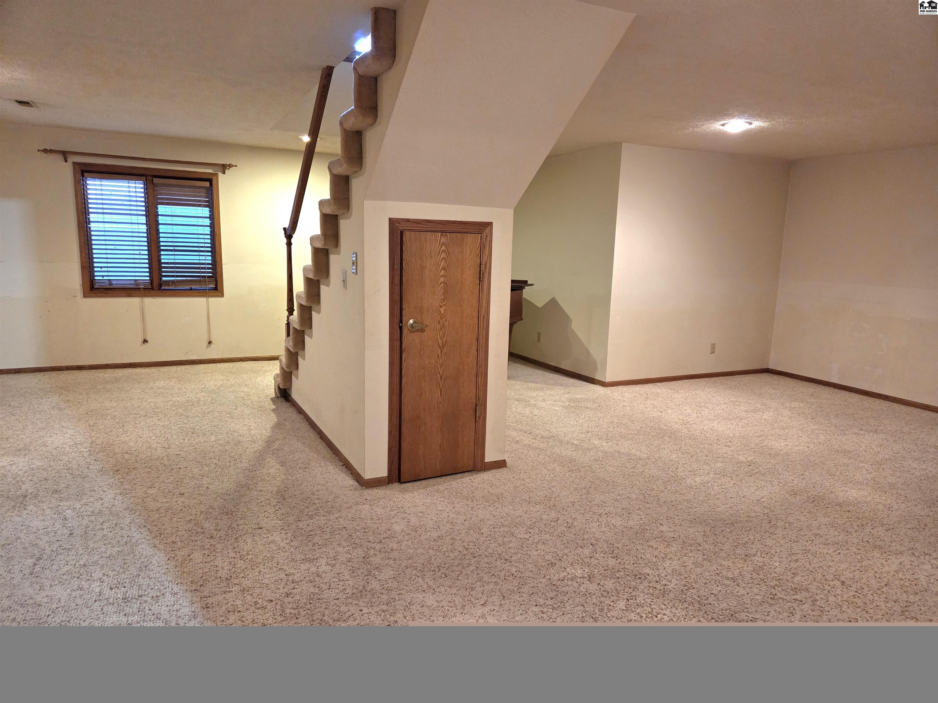 1314 E 19th Avenue Hutchinson KS 67502