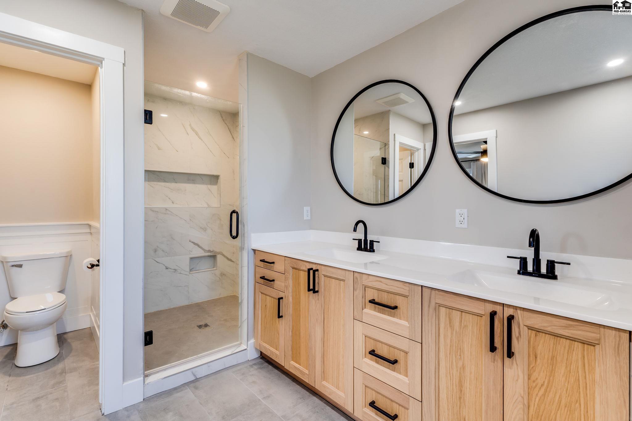 61 Willowbrook Drive Hutchinson KS 67502