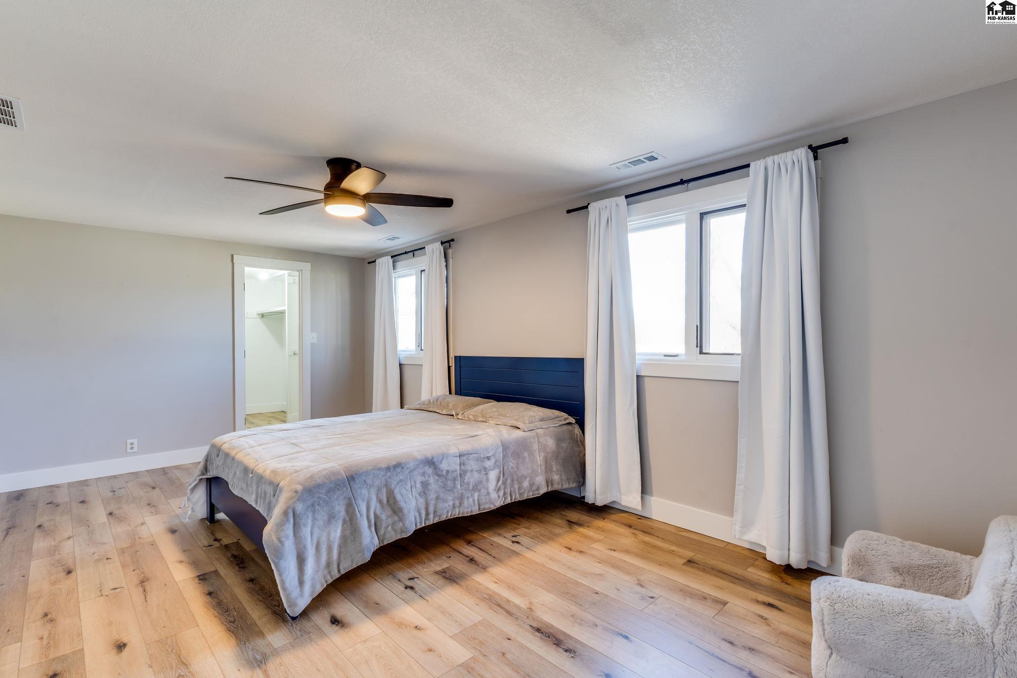 61 Willowbrook Drive Hutchinson KS 67502