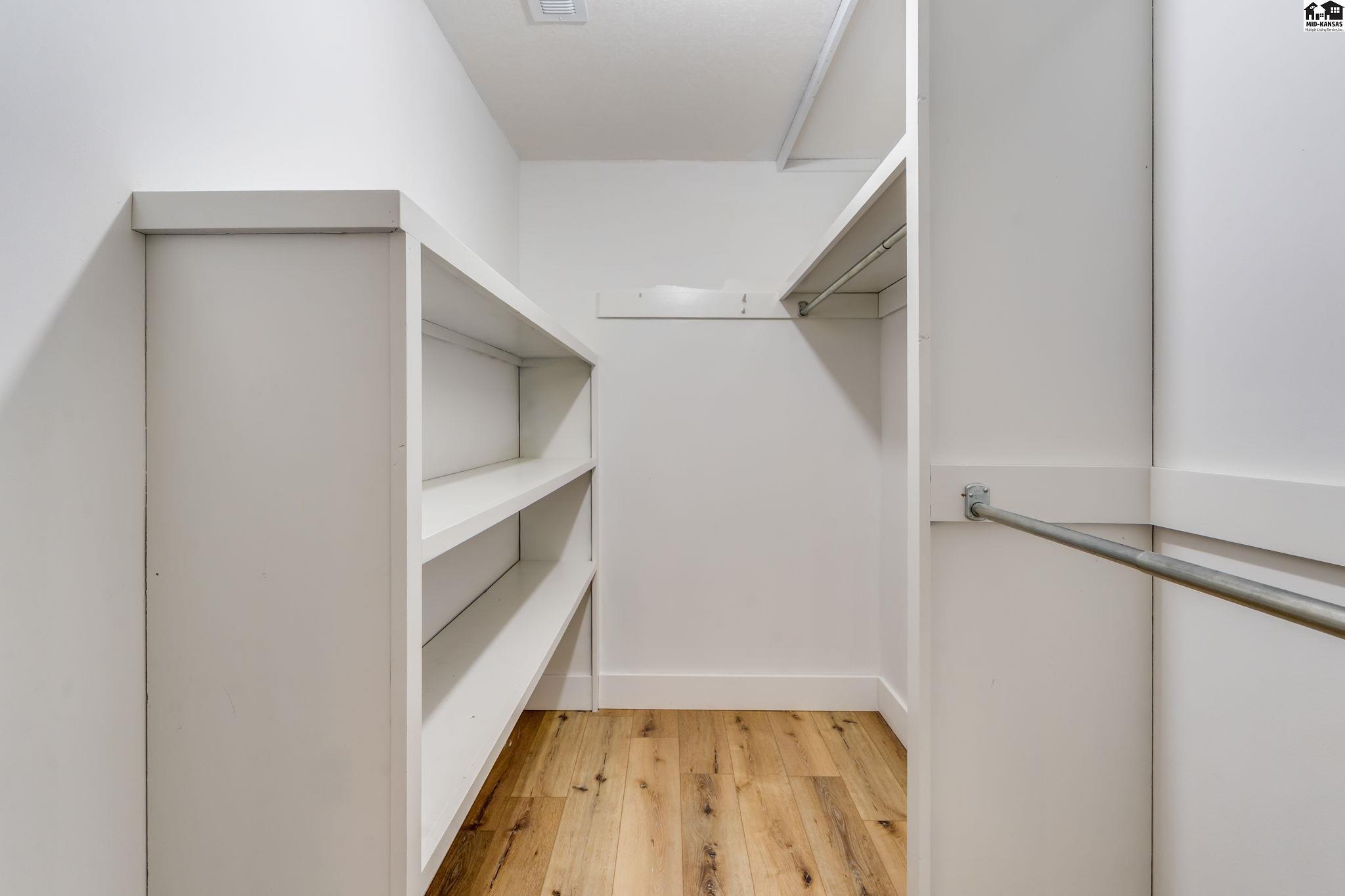 61 Willowbrook Drive Hutchinson KS 67502