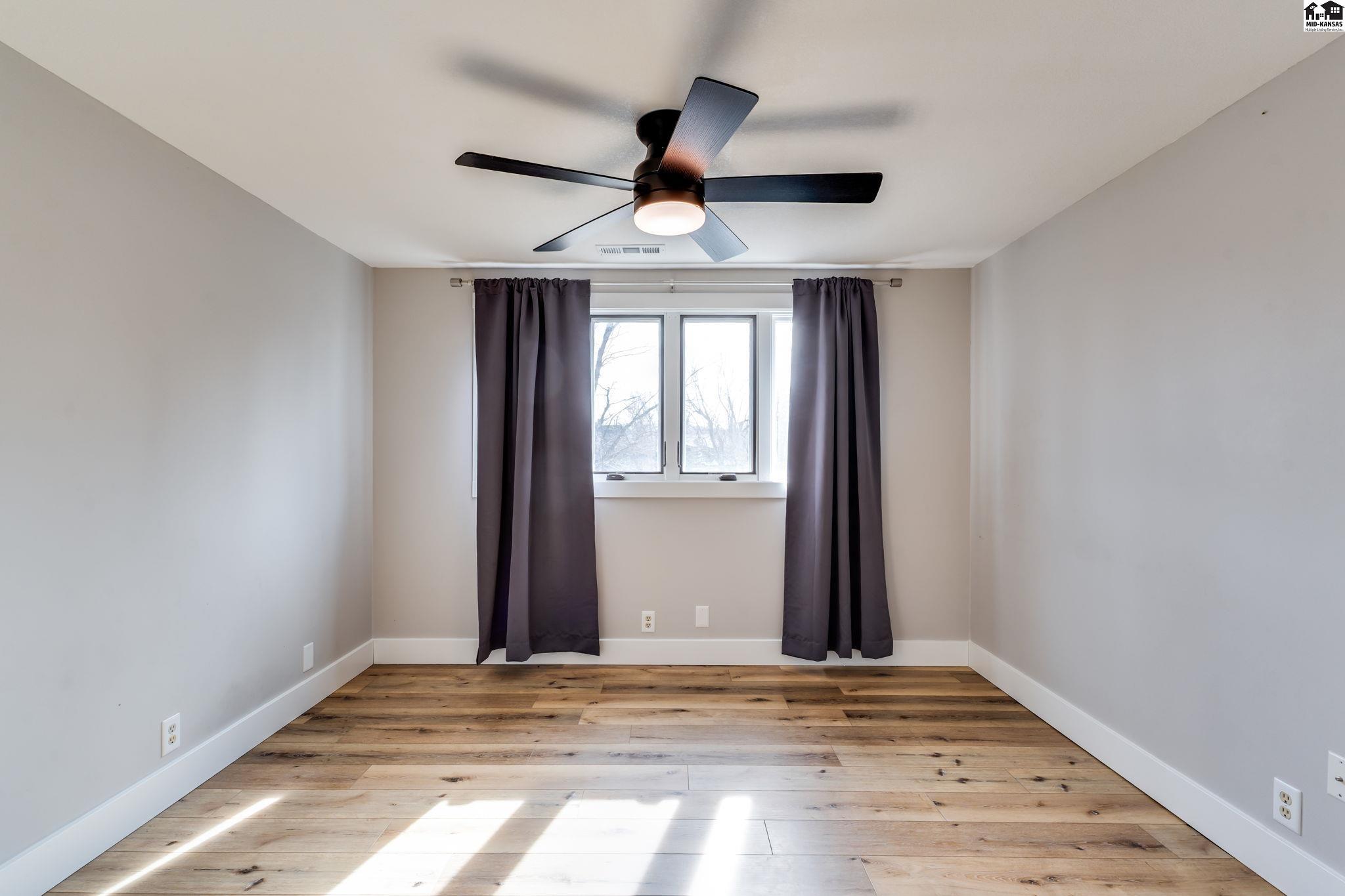 61 Willowbrook Drive Hutchinson KS 67502