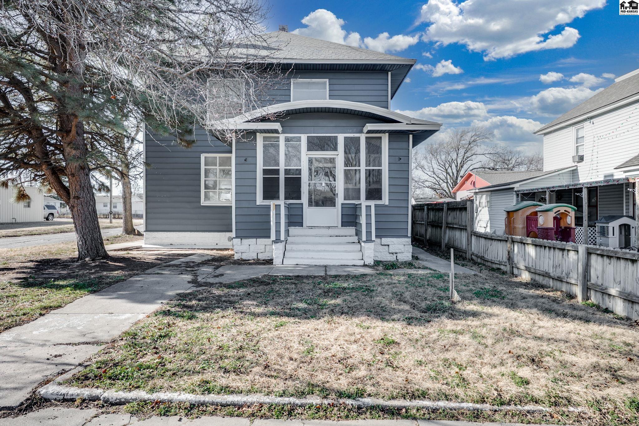 125 N Kansas Avenue Haven KS 67543