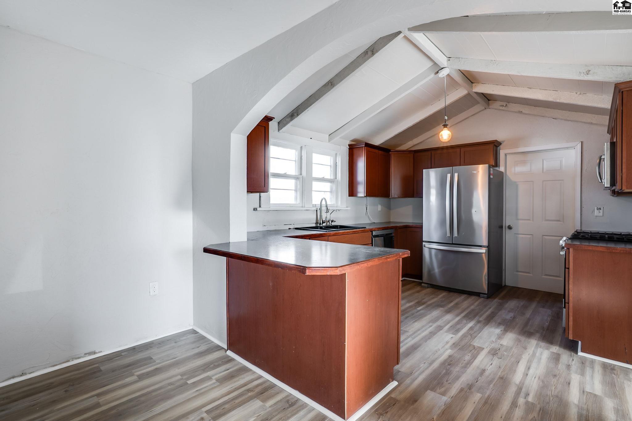 125 N Kansas Avenue Haven KS 67543